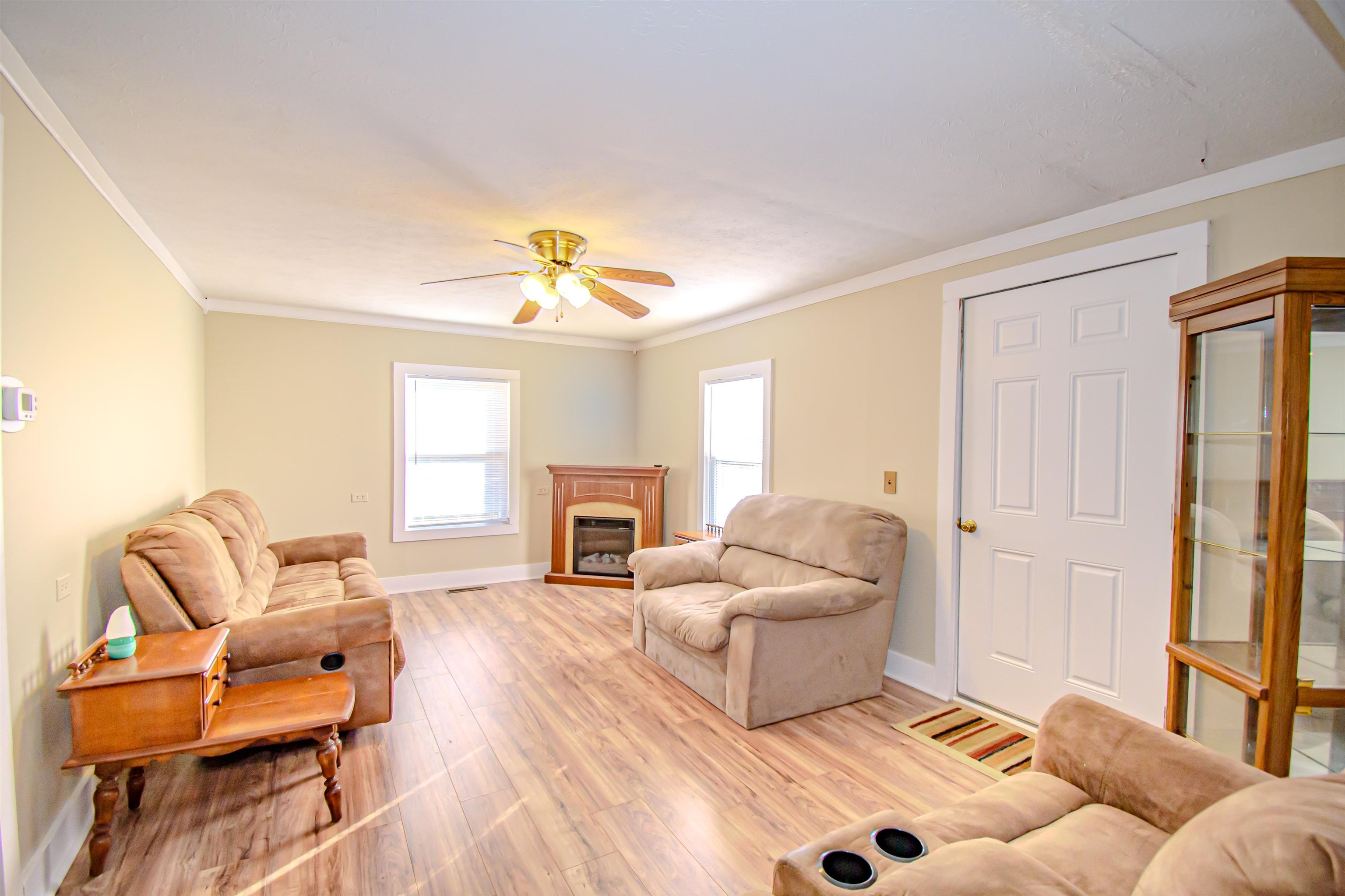 424 KY 136 W, Calhoun, Kentucky 42327, 3 Bedrooms Bedrooms, ,1 BathroomBathrooms,Single Family Residence,For Sale,KY 136 W,88455