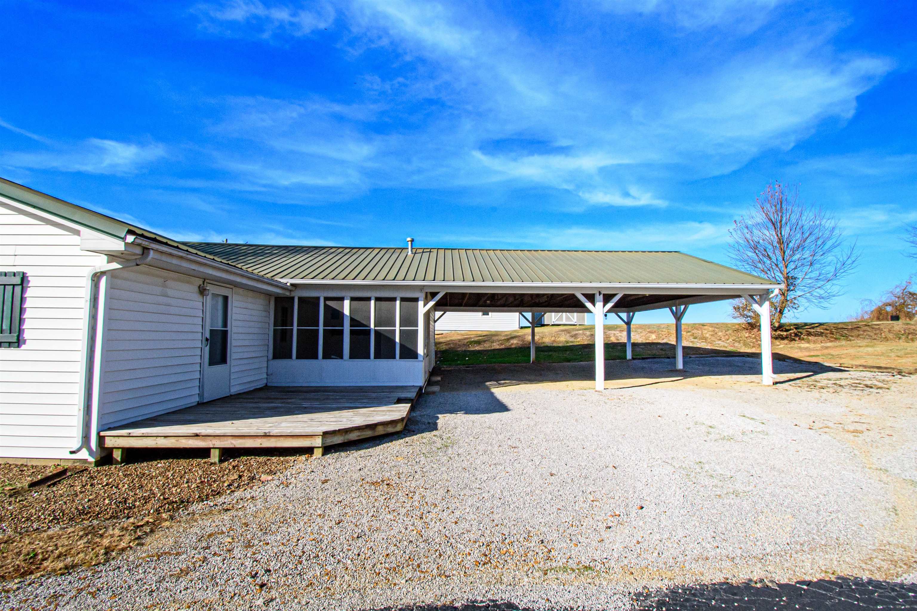 424 KY 136 W, Calhoun, Kentucky 42327, 3 Bedrooms Bedrooms, ,1 BathroomBathrooms,Single Family Residence,For Sale,KY 136 W,88455