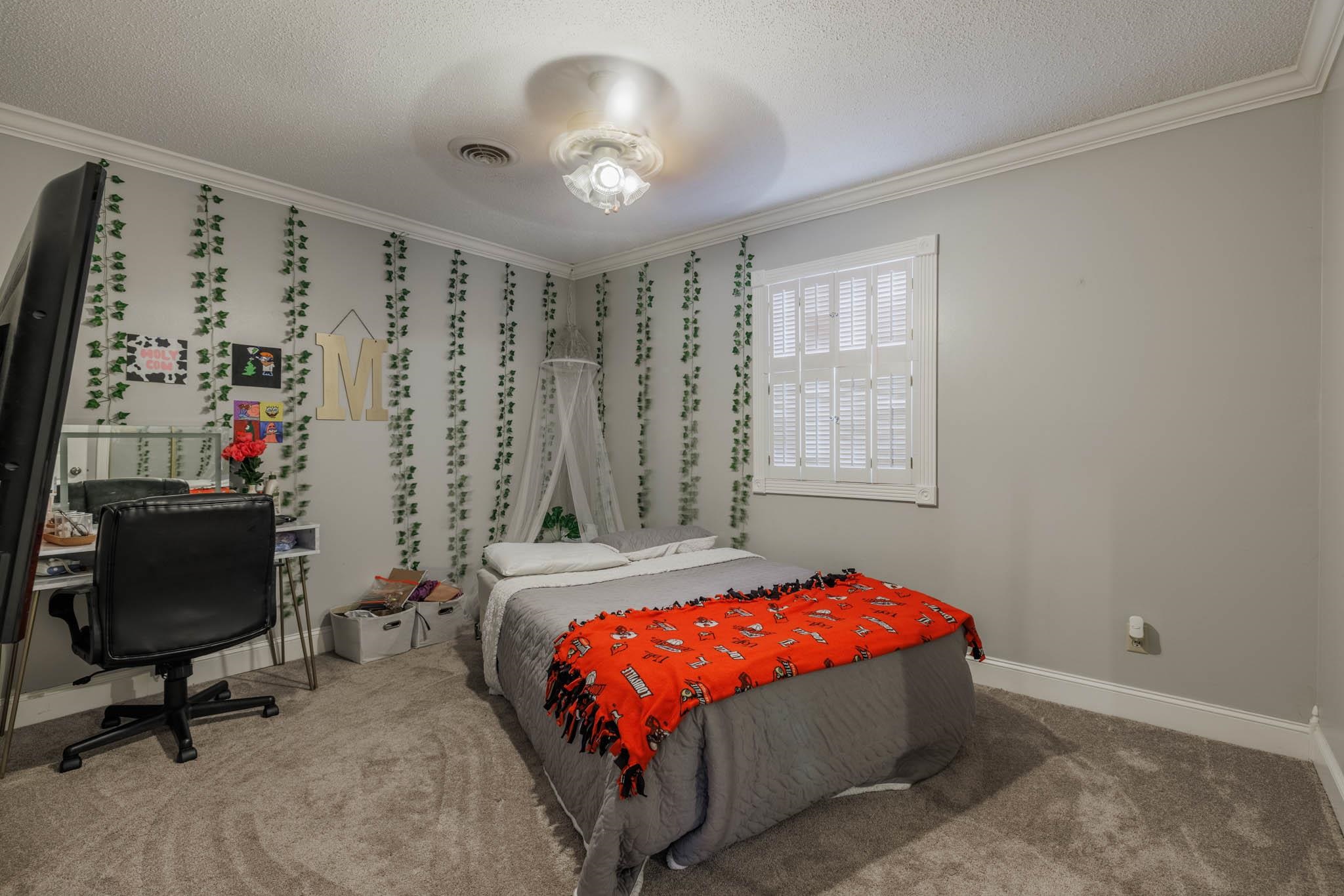 2237 Middleground Drive, Owensboro, Kentucky 42301, 4 Bedrooms Bedrooms, ,2 BathroomsBathrooms,Single Family Residence,For Sale,Middleground Drive,88459
