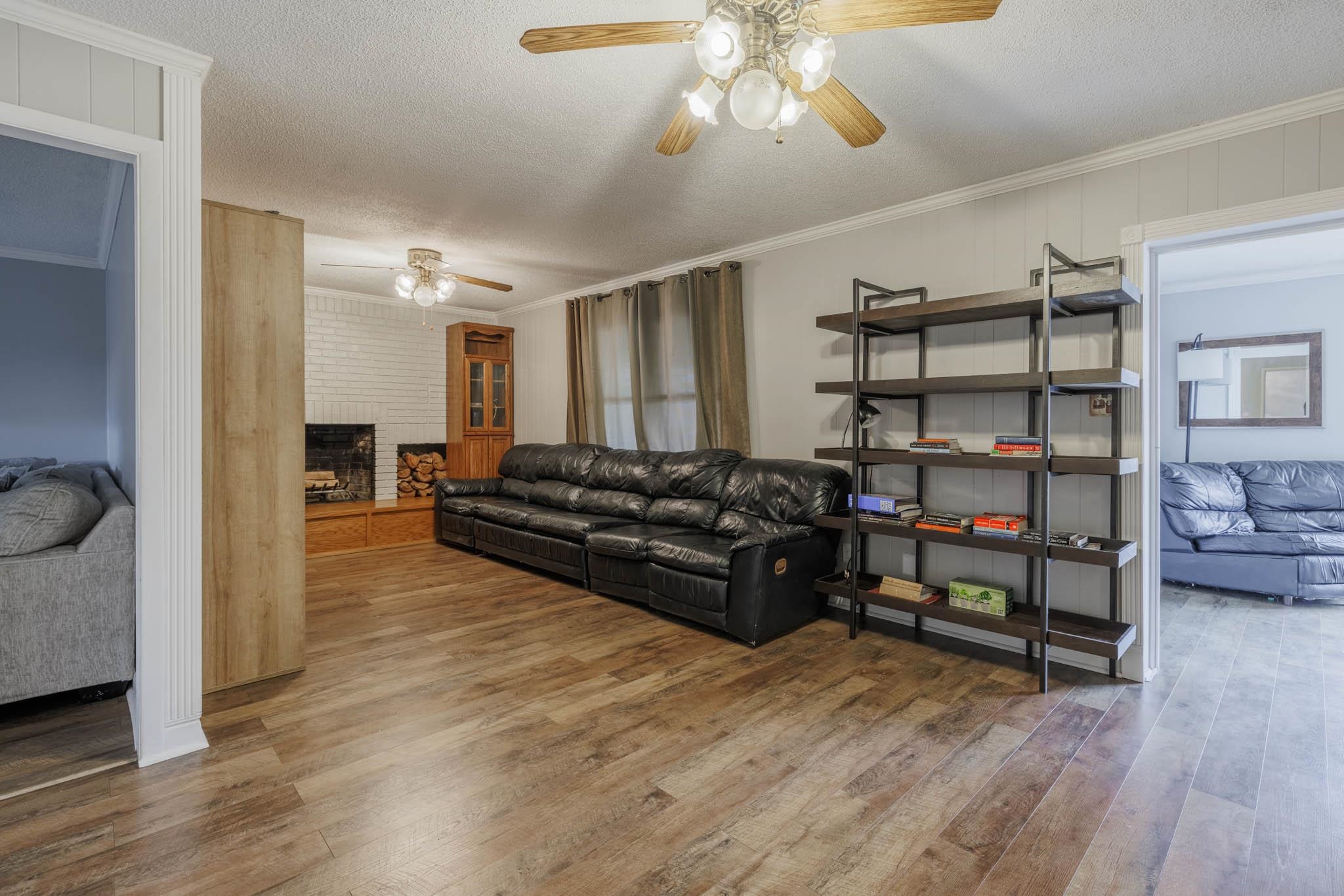 2237 Middleground Drive, Owensboro, Kentucky 42301, 4 Bedrooms Bedrooms, ,2 BathroomsBathrooms,Single Family Residence,For Sale,Middleground Drive,88459