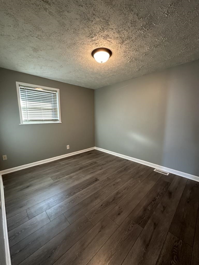 806 Fargo Street, Owensboro, Kentucky 42301, 3 Bedrooms Bedrooms, ,1 BathroomBathrooms,Single Family Residence,For Sale,Fargo Street,88471
