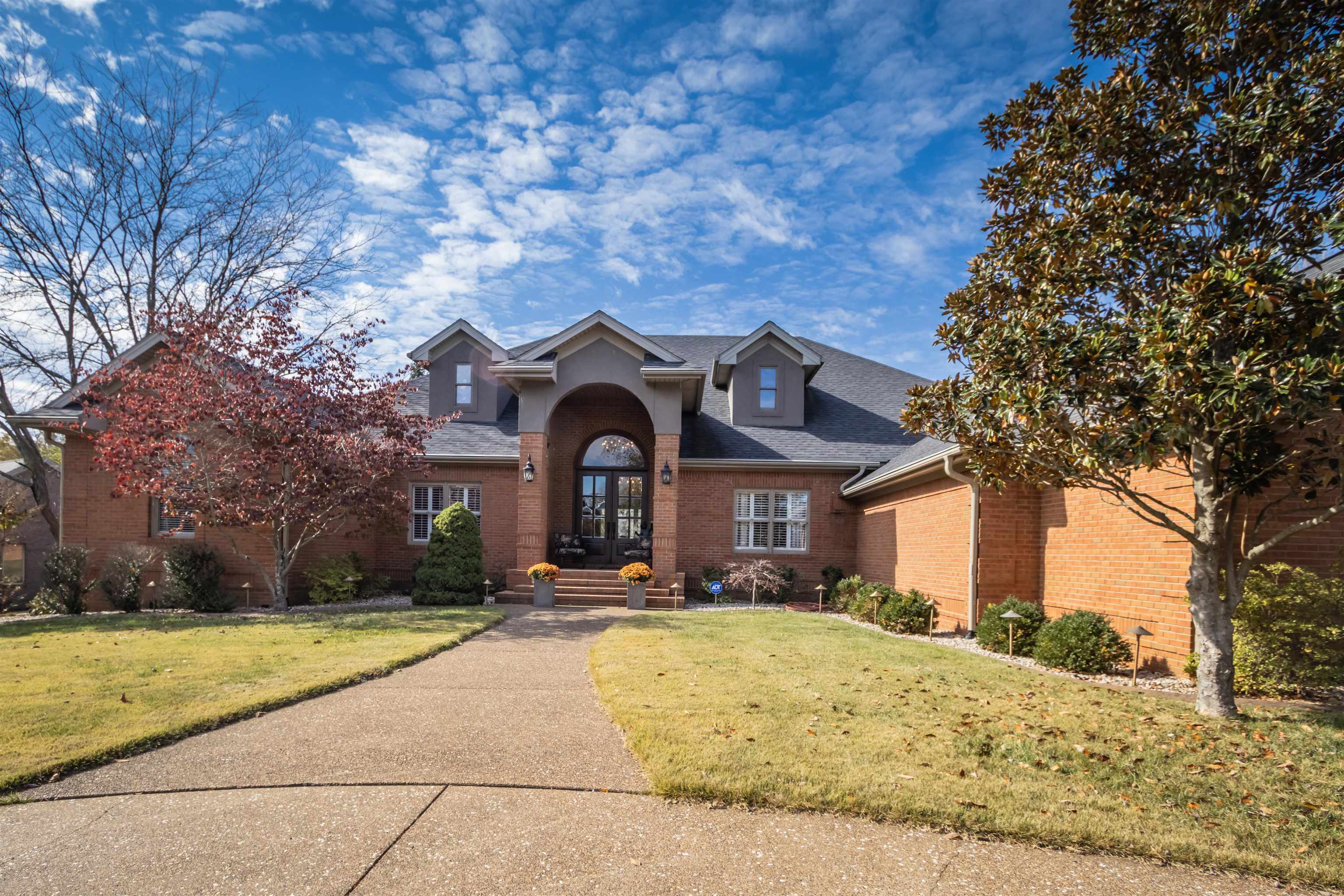 6683 Barcroft Dr, Owensboro, Kentucky 42303, 4 Bedrooms Bedrooms, ,3 BathroomsBathrooms,Single Family Residence,For Sale,Barcroft Dr,88474
