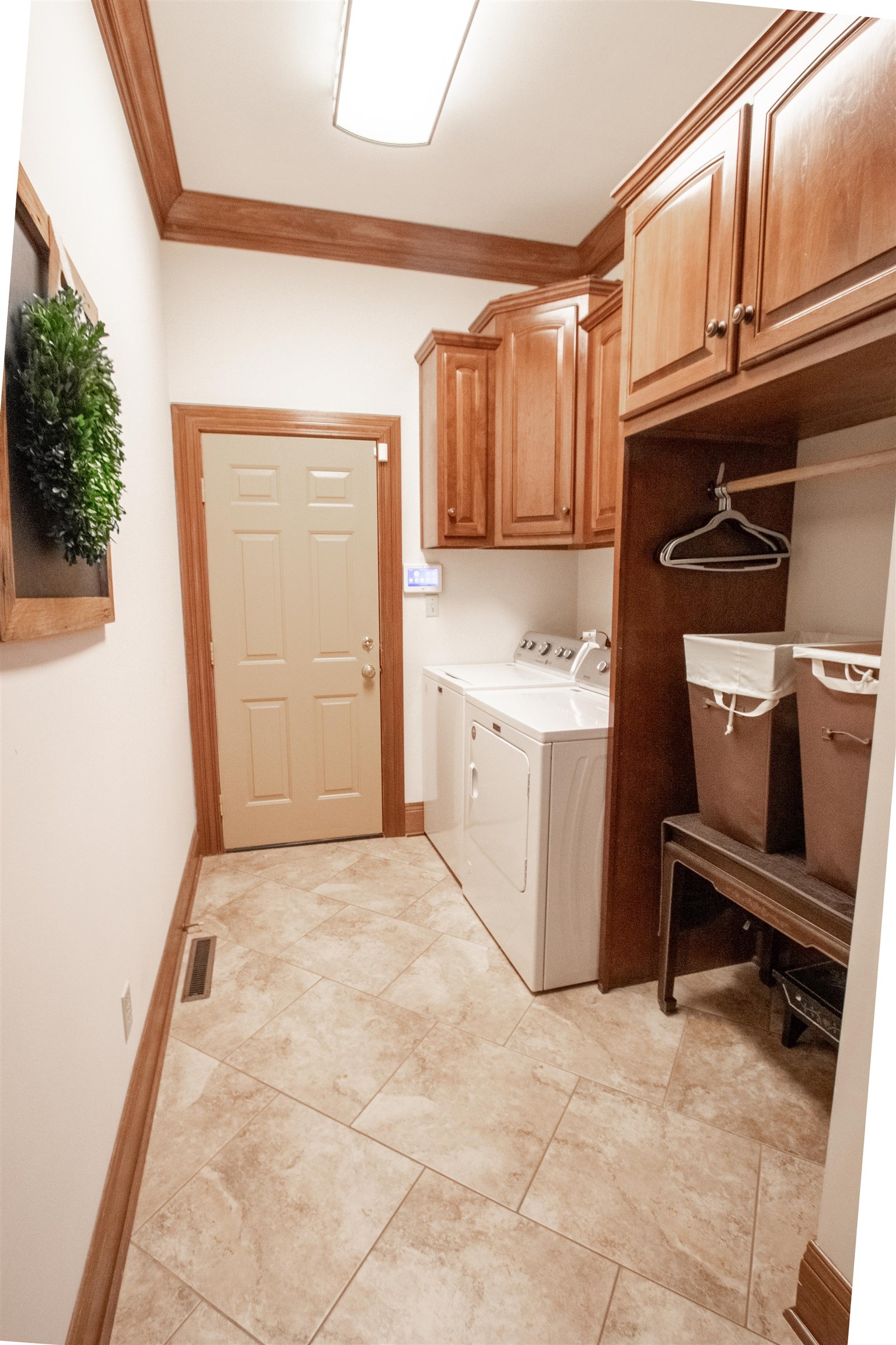 6683 Barcroft Dr, Owensboro, Kentucky 42303, 4 Bedrooms Bedrooms, ,3 BathroomsBathrooms,Single Family Residence,For Sale,Barcroft Dr,88474