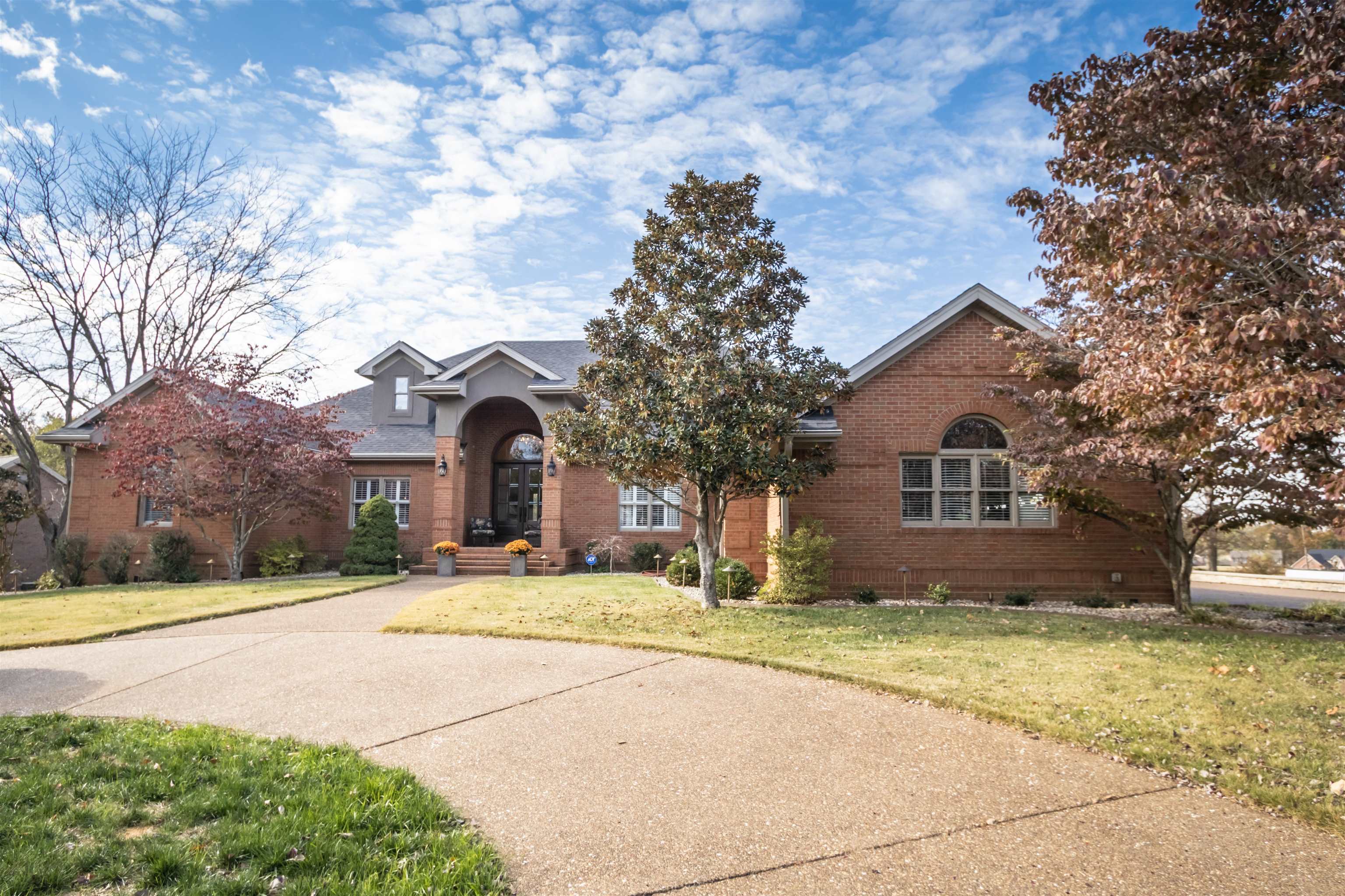 6683 Barcroft Dr, Owensboro, Kentucky 42303, 4 Bedrooms Bedrooms, ,3 BathroomsBathrooms,Single Family Residence,For Sale,Barcroft Dr,88474