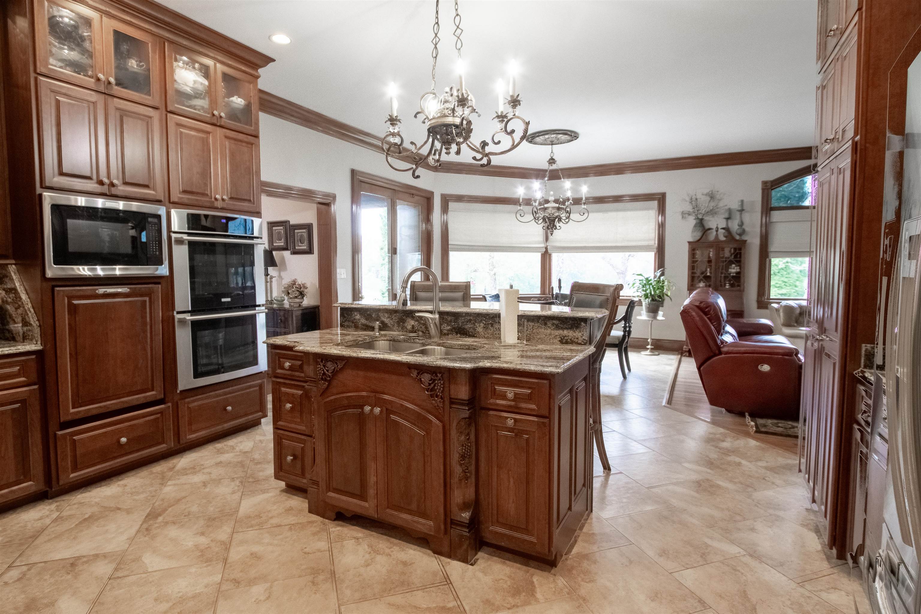 6683 Barcroft Dr, Owensboro, Kentucky 42303, 4 Bedrooms Bedrooms, ,3 BathroomsBathrooms,Single Family Residence,For Sale,Barcroft Dr,88474