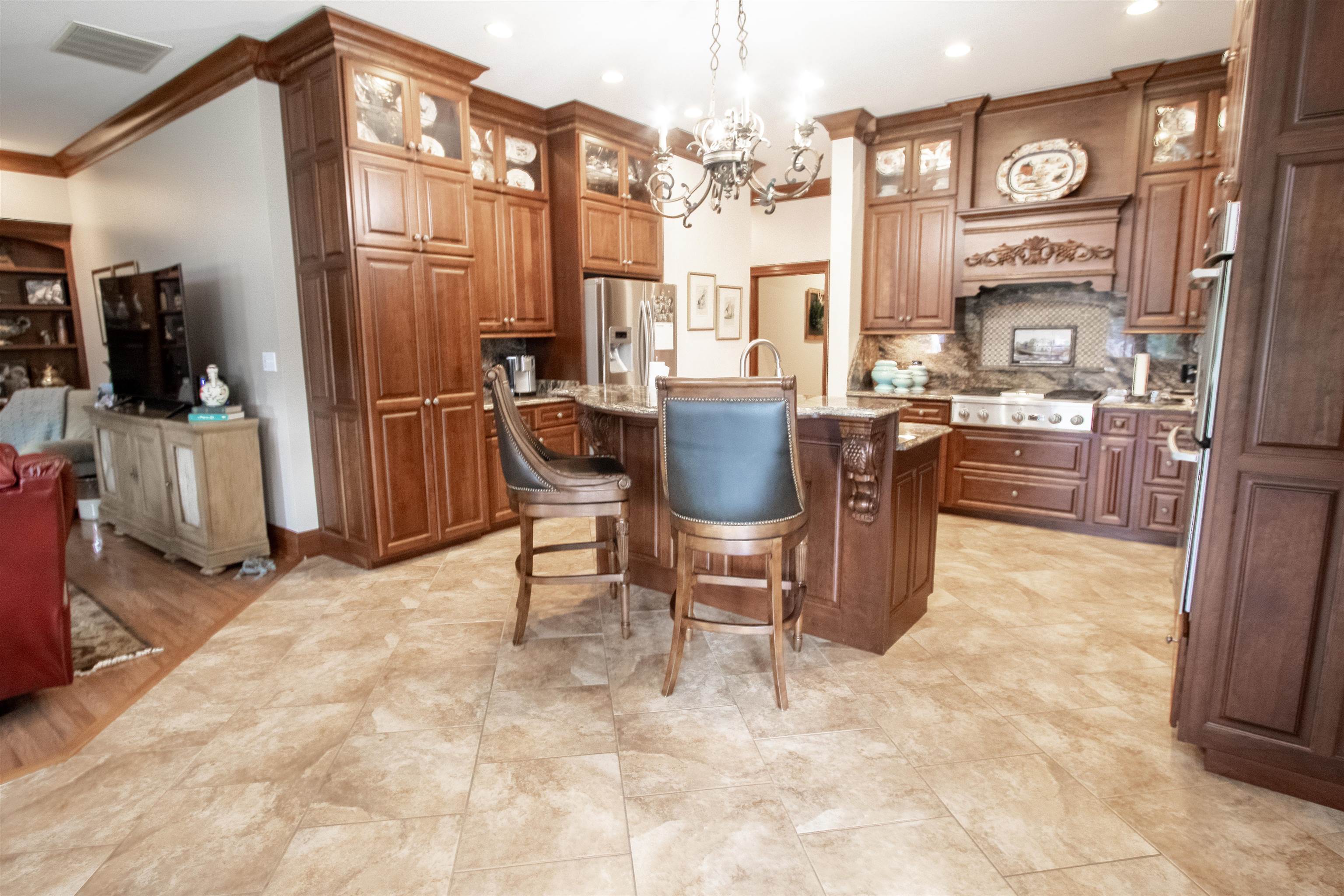 6683 Barcroft Dr, Owensboro, Kentucky 42303, 4 Bedrooms Bedrooms, ,3 BathroomsBathrooms,Single Family Residence,For Sale,Barcroft Dr,88474