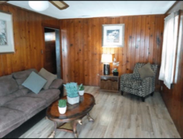 1833 19th Street, Owensboro, Kentucky 42301, 3 Bedrooms Bedrooms, ,1 BathroomBathrooms,Single Family Residence,For Sale,19th Street,88480