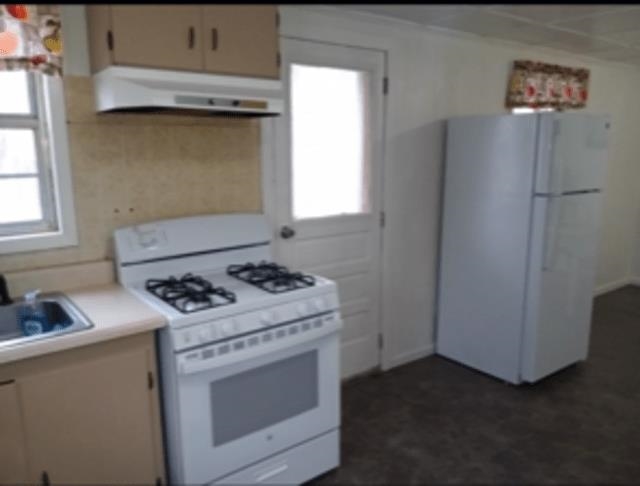 1833 19th Street, Owensboro, Kentucky 42301, 3 Bedrooms Bedrooms, ,1 BathroomBathrooms,Single Family Residence,For Sale,19th Street,88480