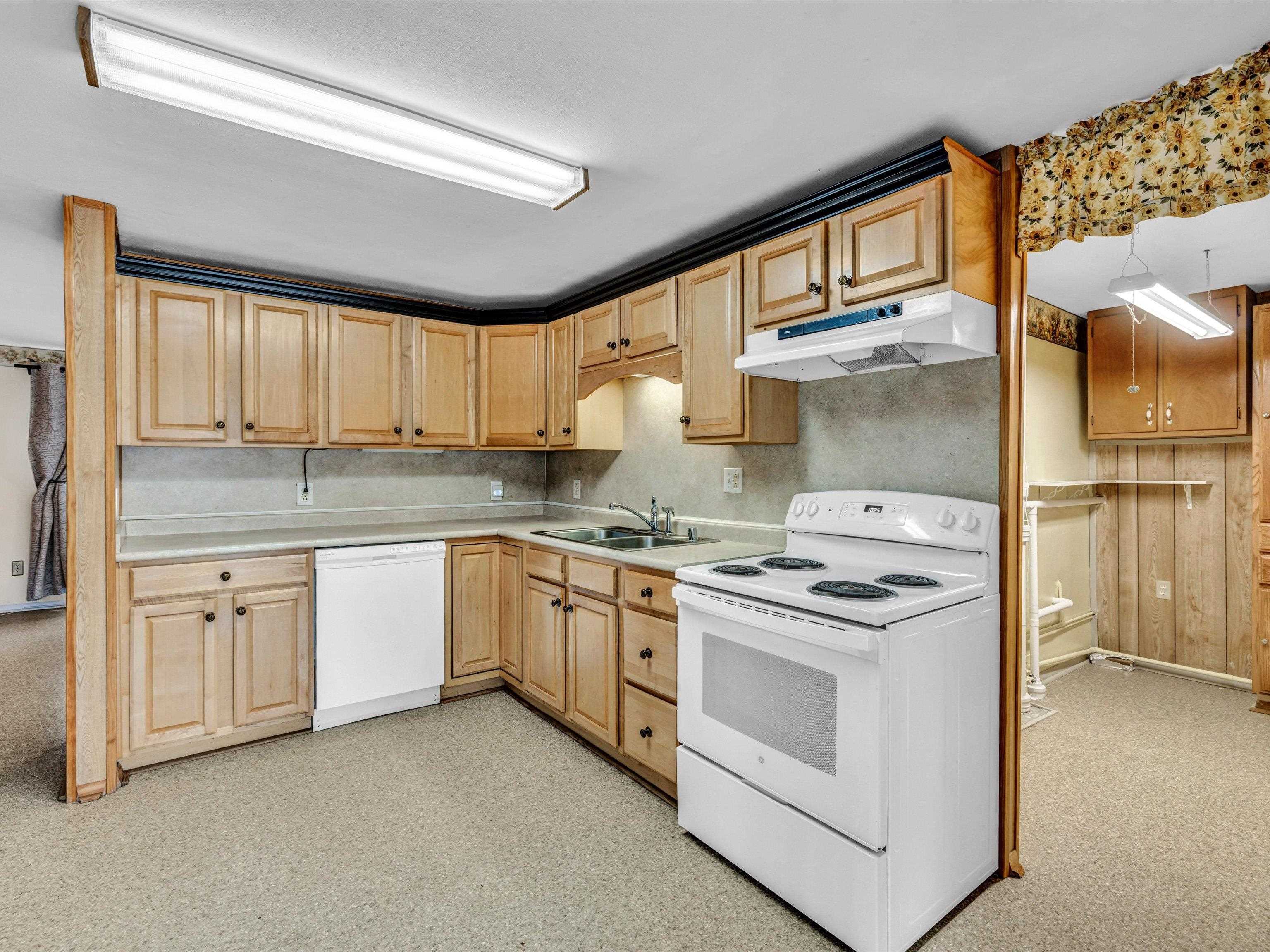 1730 Mount Vernon Drive, Owensboro, Kentucky 42303, 3 Bedrooms Bedrooms, ,1 BathroomBathrooms,Single Family Residence,For Sale,Mount Vernon Drive,88485