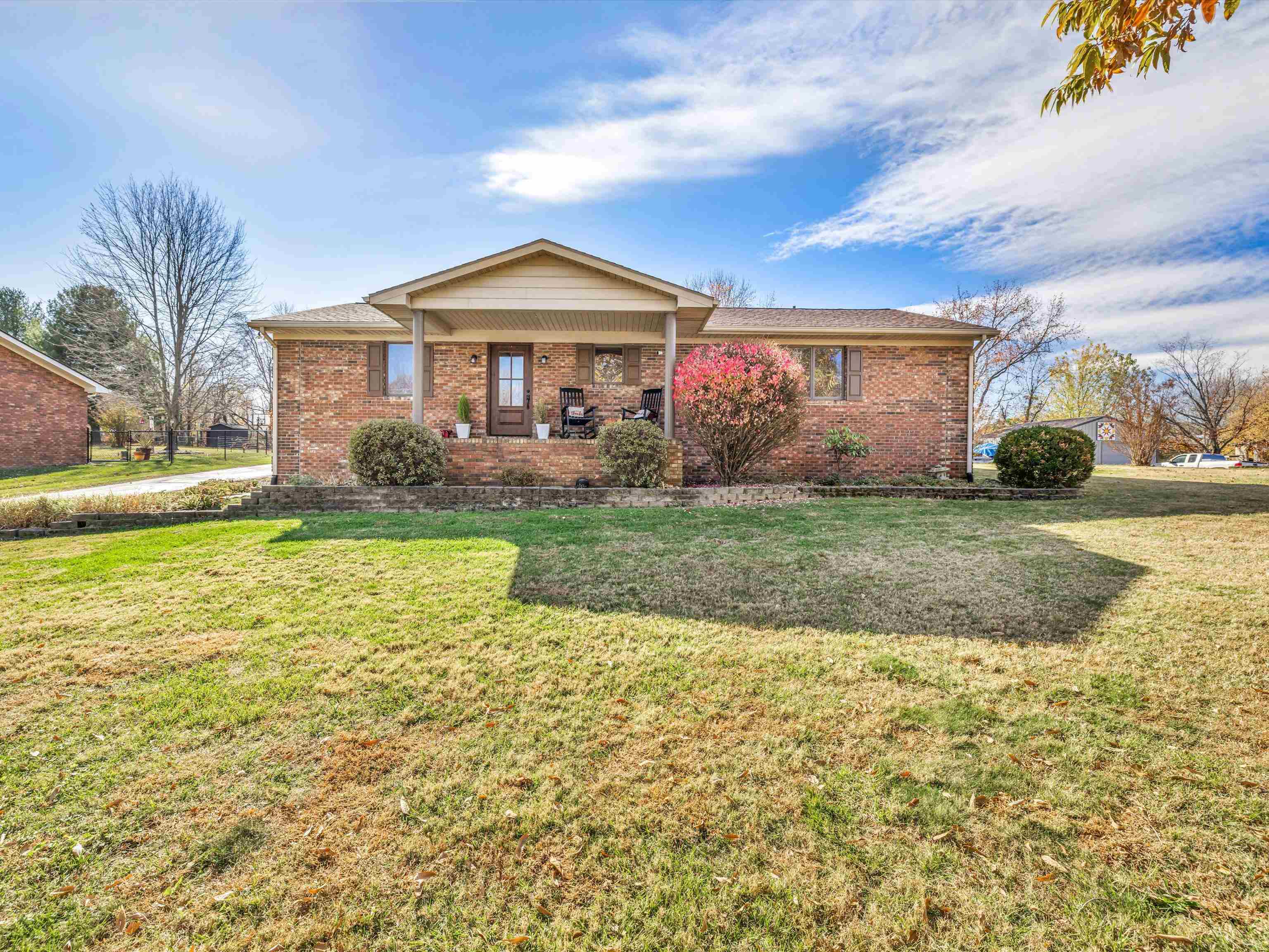 3108 Brent Gray Trace, Owensboro, Kentucky 42303, 3 Bedrooms Bedrooms, ,2 BathroomsBathrooms,Single Family Residence,For Sale,Brent Gray Trace,88490
