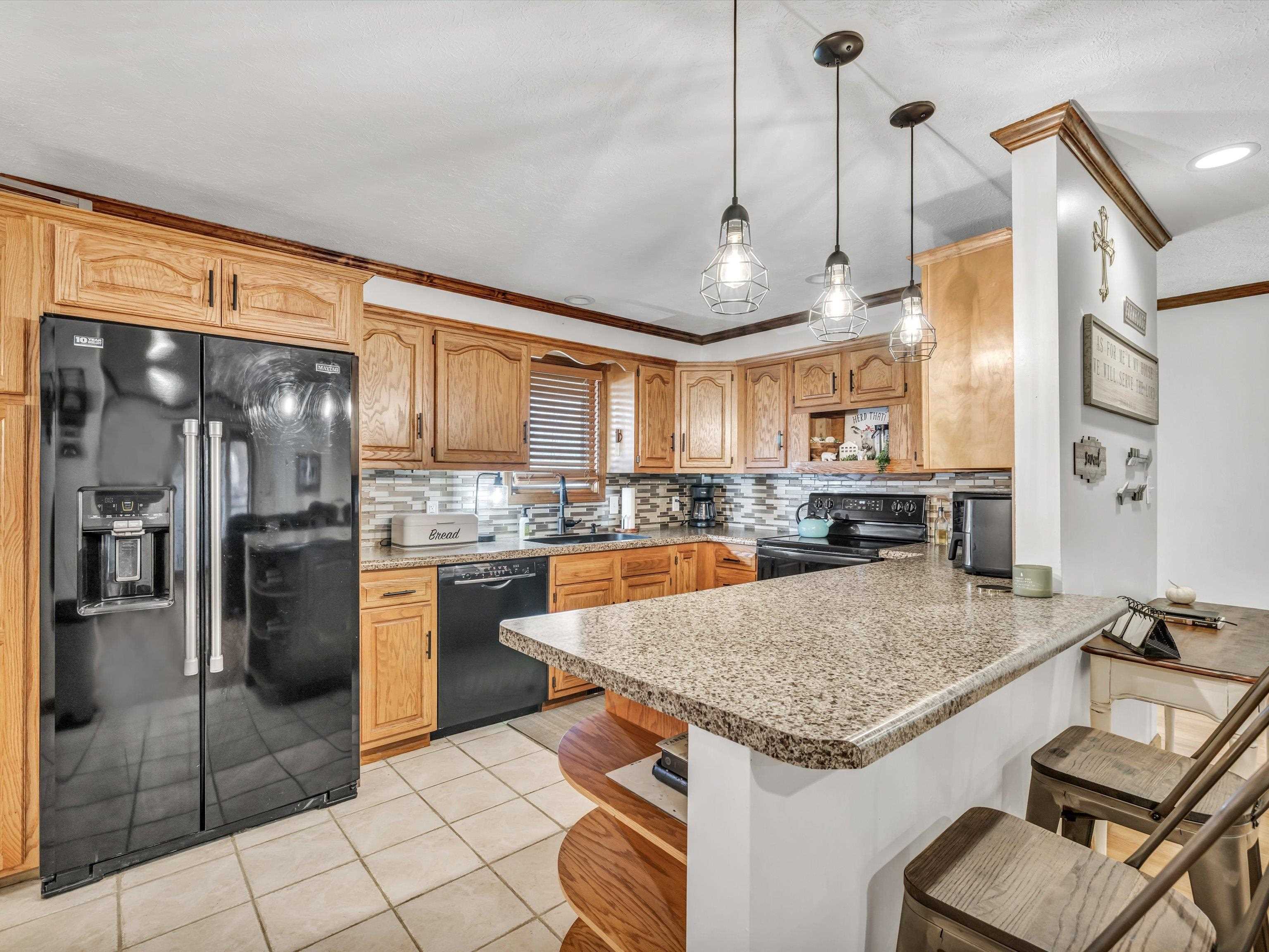 3108 Brent Gray Trace, Owensboro, Kentucky 42303, 3 Bedrooms Bedrooms, ,2 BathroomsBathrooms,Single Family Residence,For Sale,Brent Gray Trace,88490