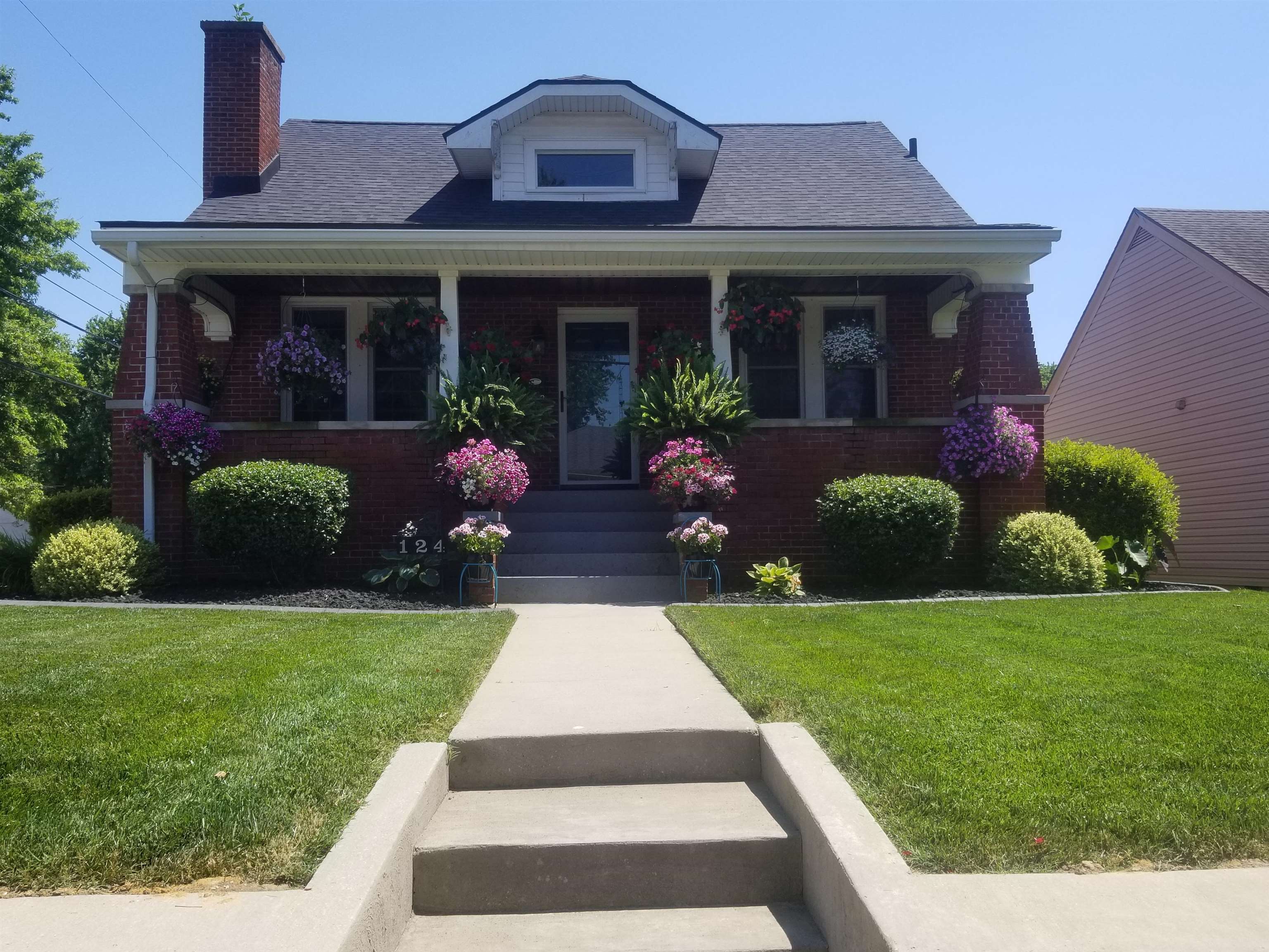 124 25th, Owensboro, Kentucky 42303, 3 Bedrooms Bedrooms, ,2 BathroomsBathrooms,Single Family Residence,For Sale,25th,88494