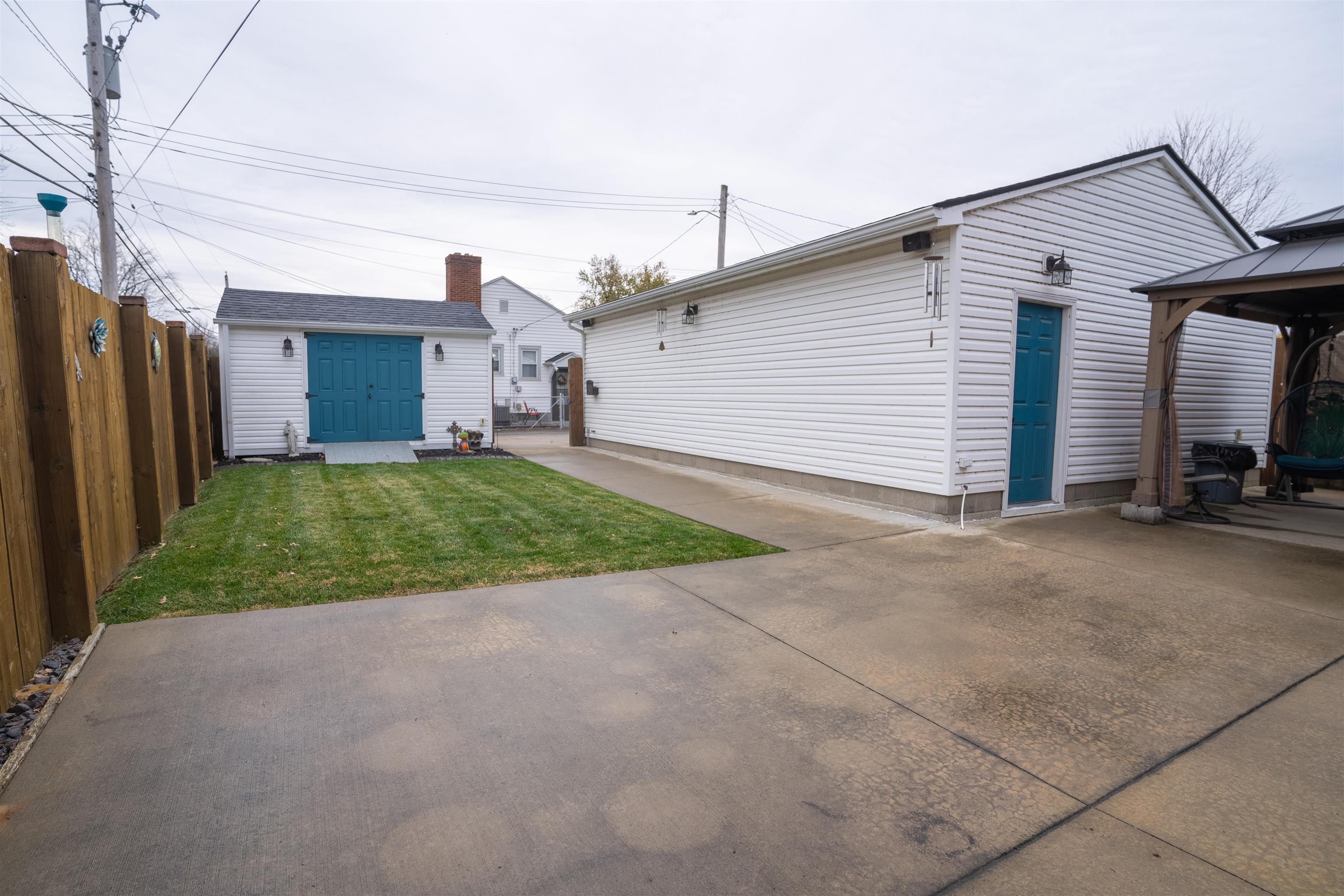 124 25th, Owensboro, Kentucky 42303, 3 Bedrooms Bedrooms, ,2 BathroomsBathrooms,Single Family Residence,For Sale,25th,88494