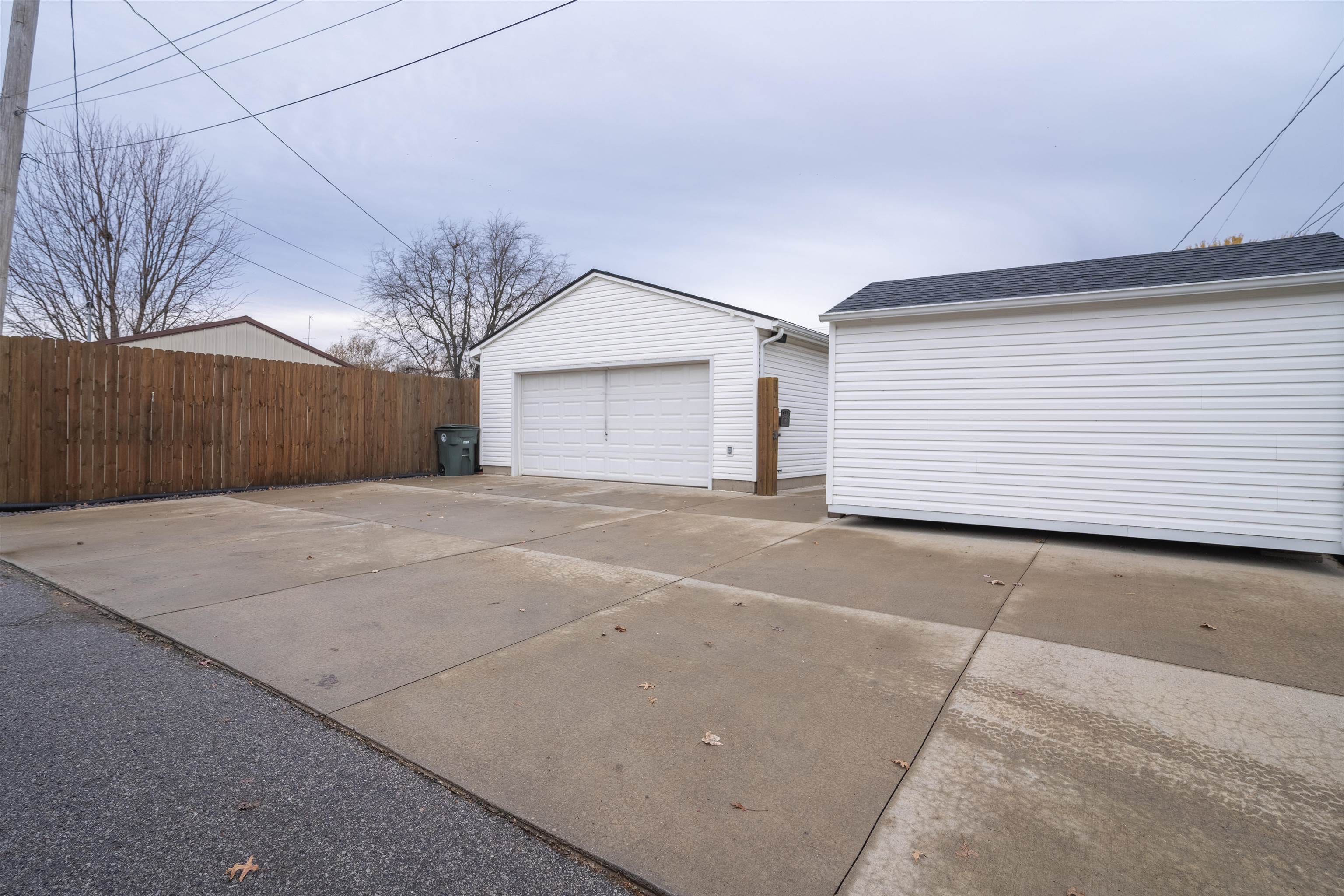 124 25th, Owensboro, Kentucky 42303, 3 Bedrooms Bedrooms, ,2 BathroomsBathrooms,Single Family Residence,For Sale,25th,88494