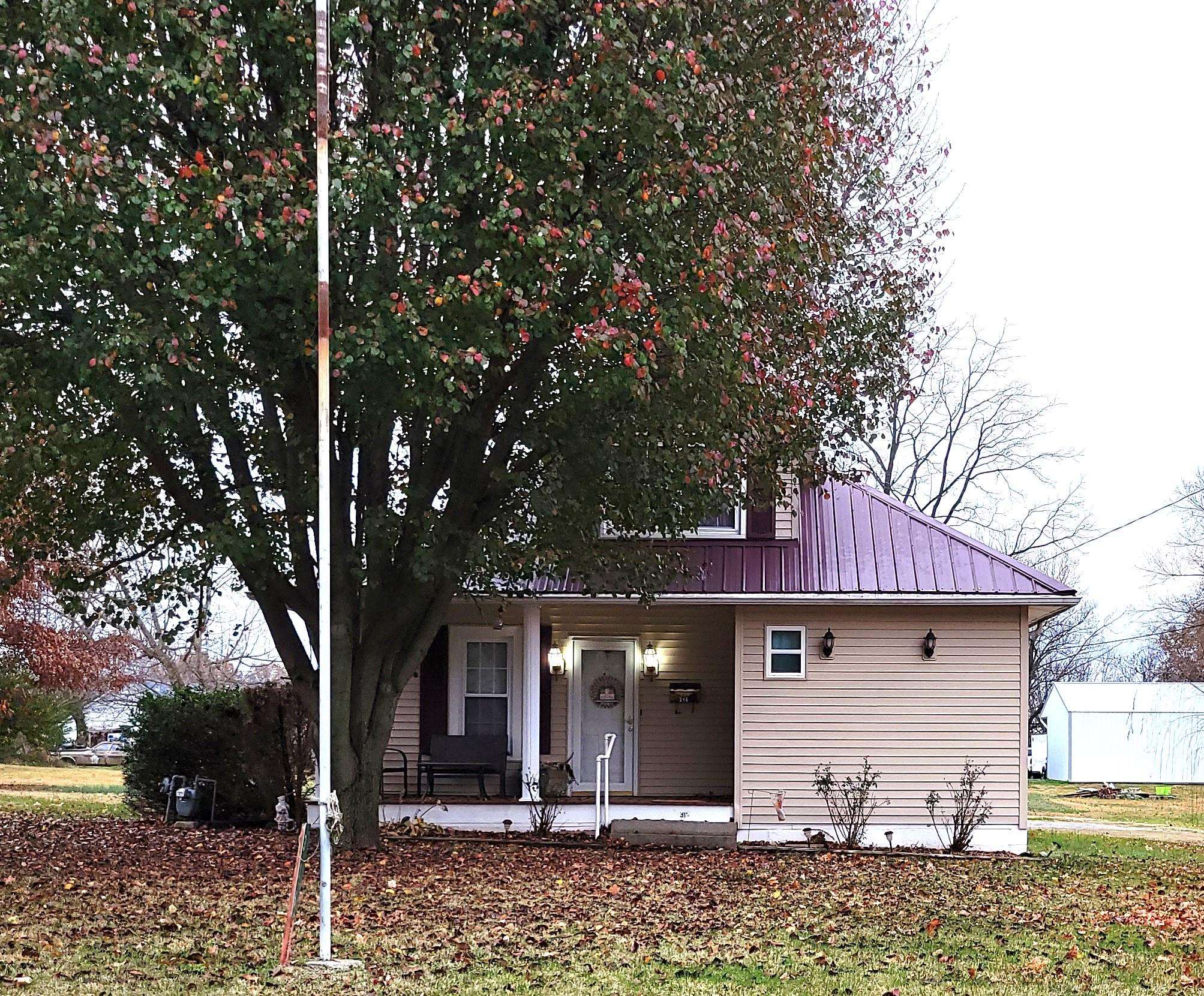 316 Smith St, Hartford, Kentucky 42347, 2 Bedrooms Bedrooms, ,2 BathroomsBathrooms,Single Family Residence,For Sale,Smith St,88495