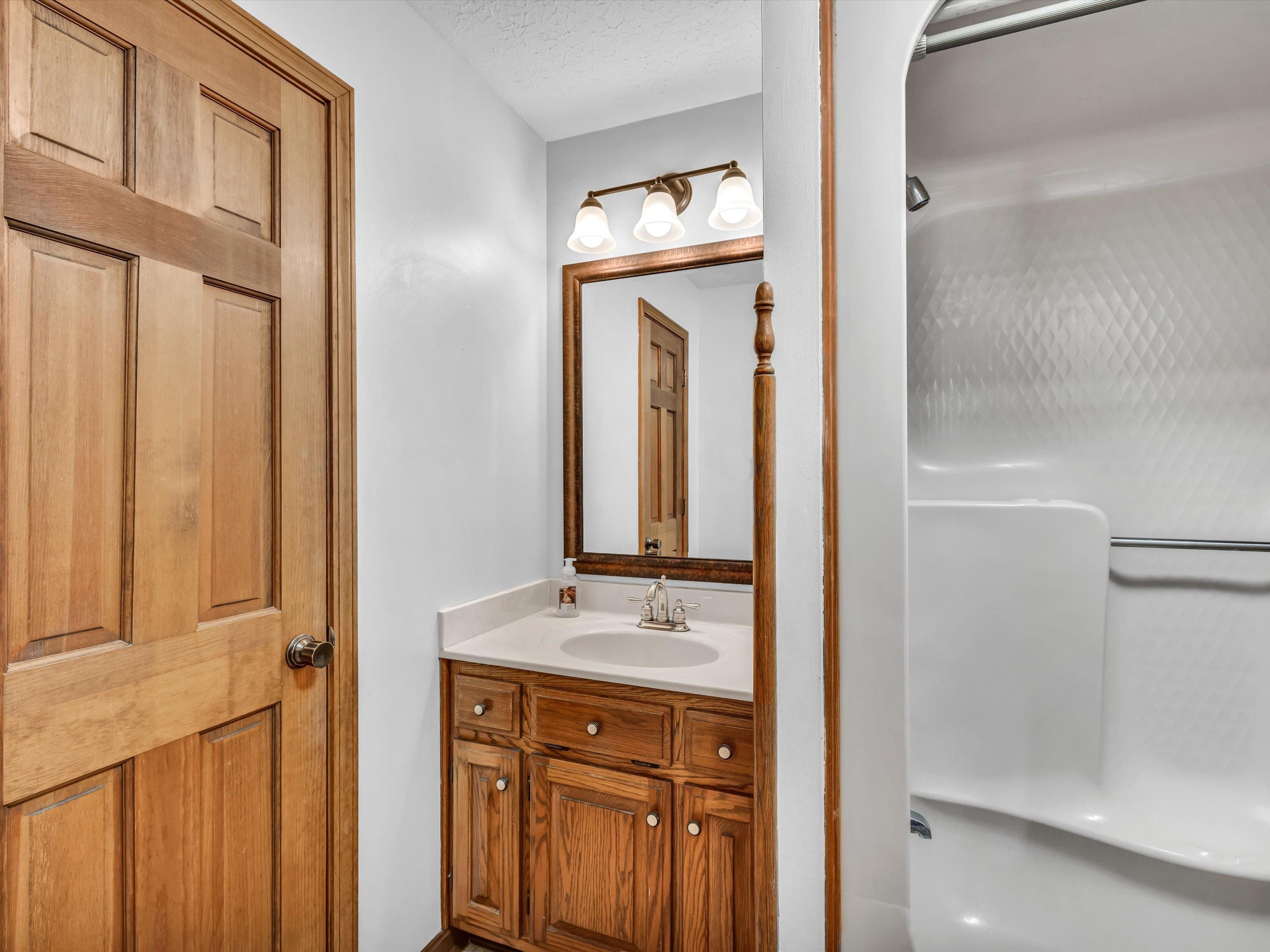 531 Hill Bridge Road, Utica, Kentucky 42376, 4 Bedrooms Bedrooms, ,2 BathroomsBathrooms,Single Family Residence,For Sale,Hill Bridge Road,88498