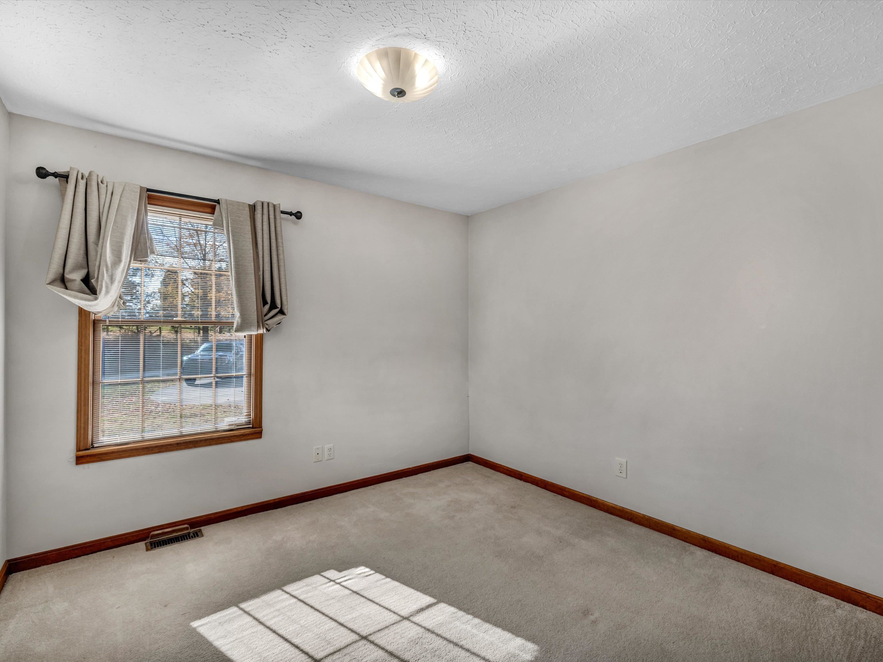 531 Hill Bridge Road, Utica, Kentucky 42376, 4 Bedrooms Bedrooms, ,2 BathroomsBathrooms,Single Family Residence,For Sale,Hill Bridge Road,88498