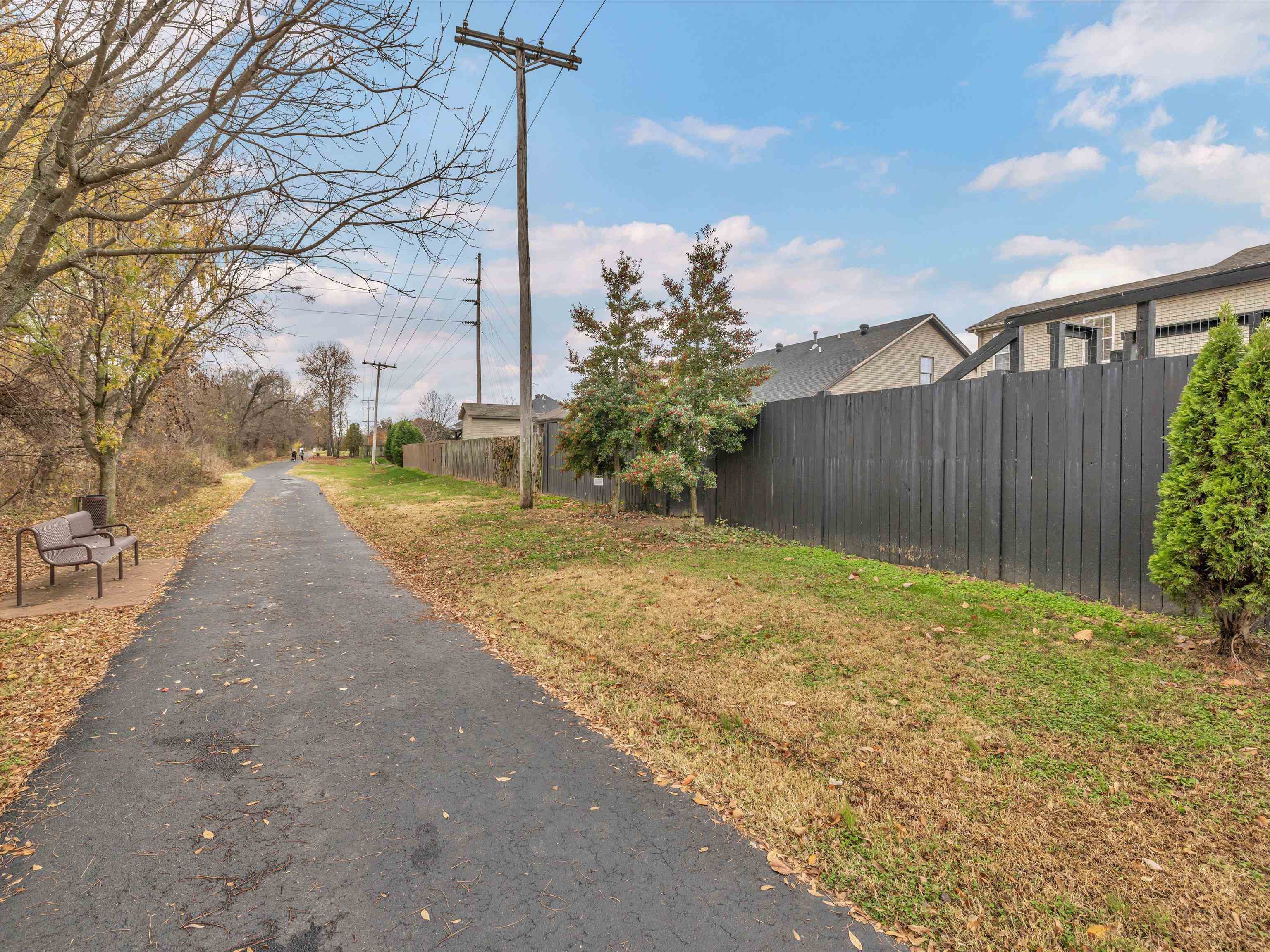 2869 Silver Creek Loop, Owensboro, Kentucky 42303, 4 Bedrooms Bedrooms, ,2 BathroomsBathrooms,Single Family Residence,For Sale,Silver Creek Loop,88499