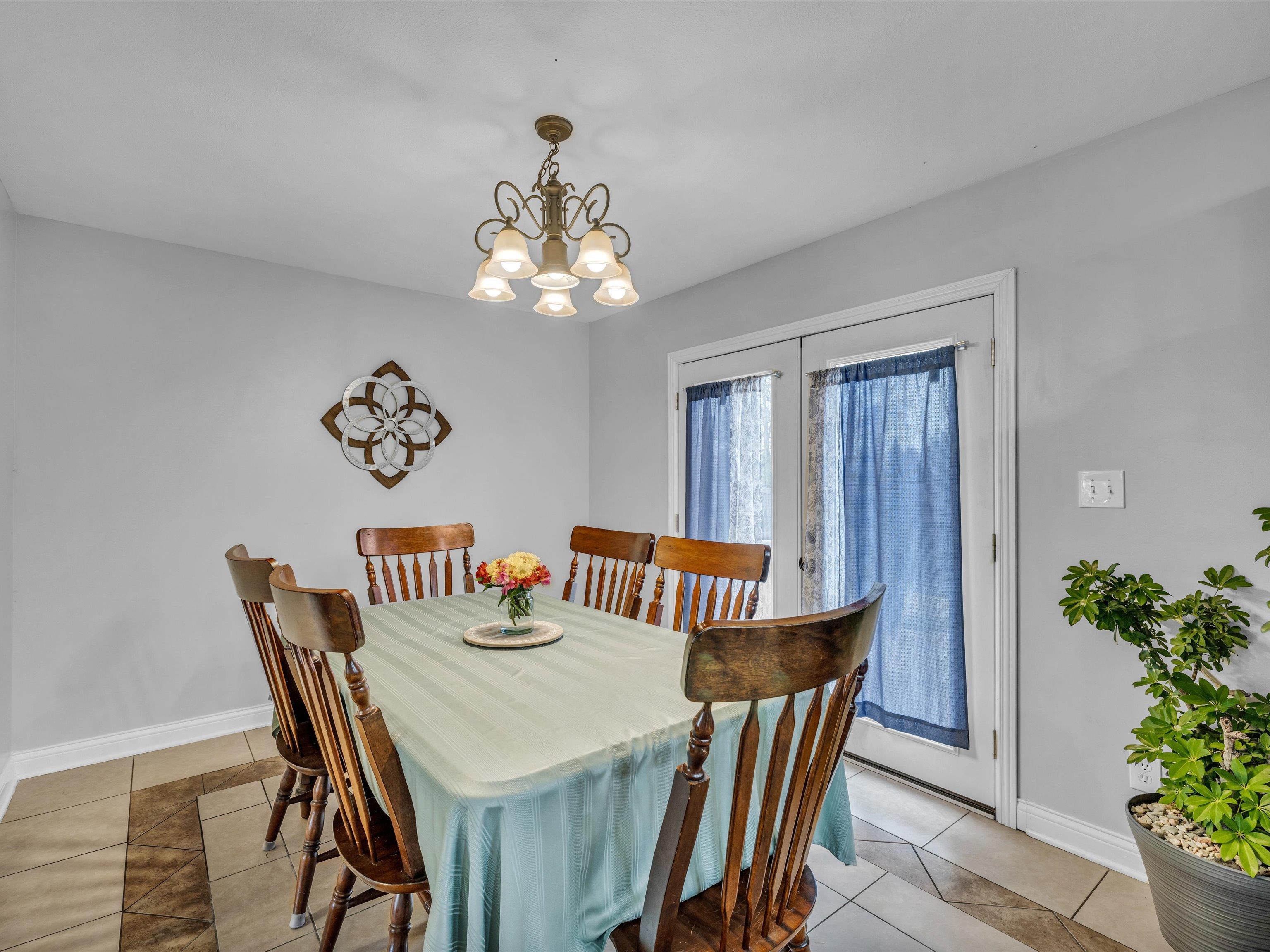 2869 Silver Creek Loop, Owensboro, Kentucky 42303, 4 Bedrooms Bedrooms, ,2 BathroomsBathrooms,Single Family Residence,For Sale,Silver Creek Loop,88499