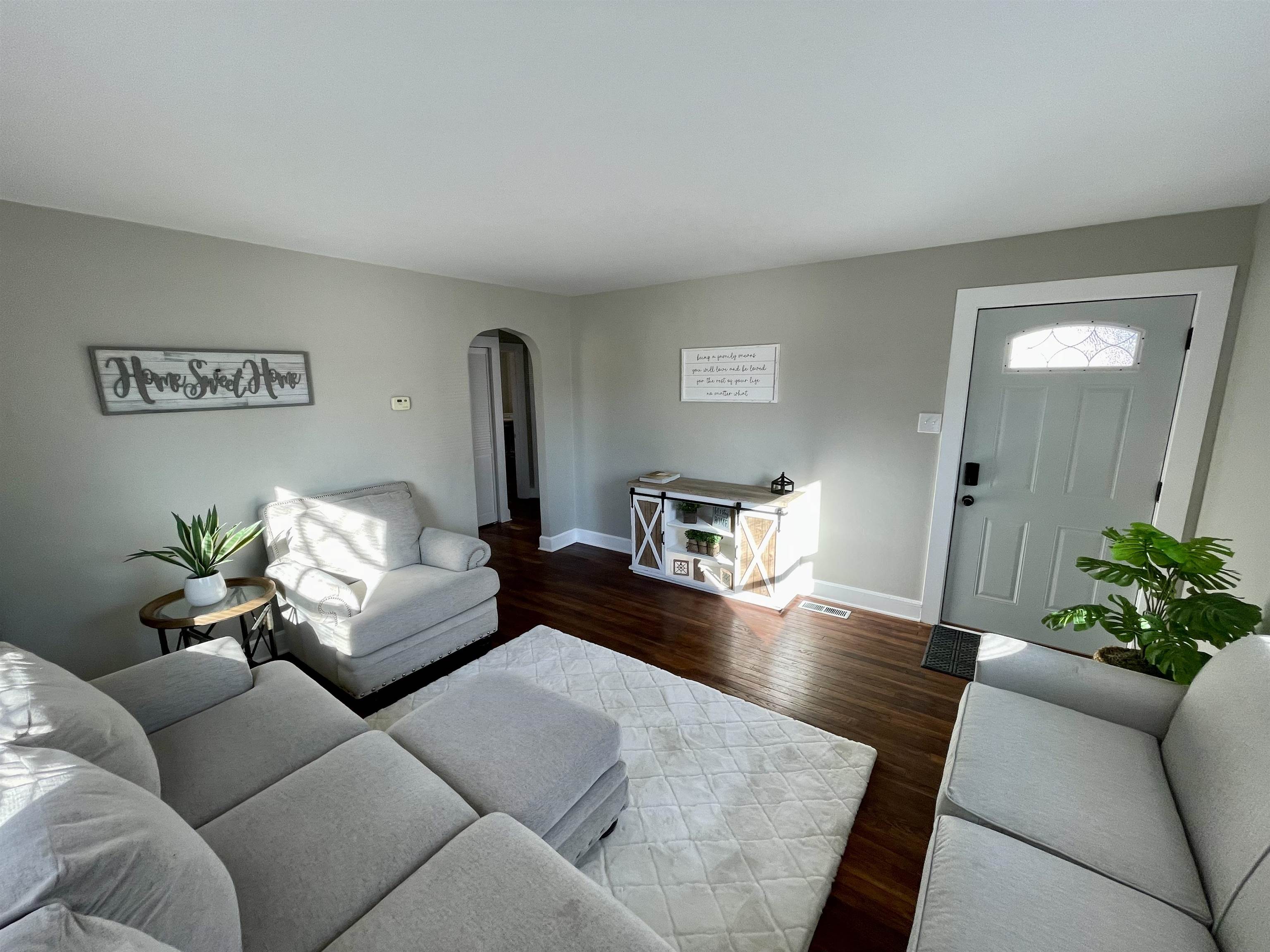 409 23rd St, Owensboro, Kentucky 42303, 3 Bedrooms Bedrooms, ,1 BathroomBathrooms,Single Family Residence,For Sale,23rd St,88500