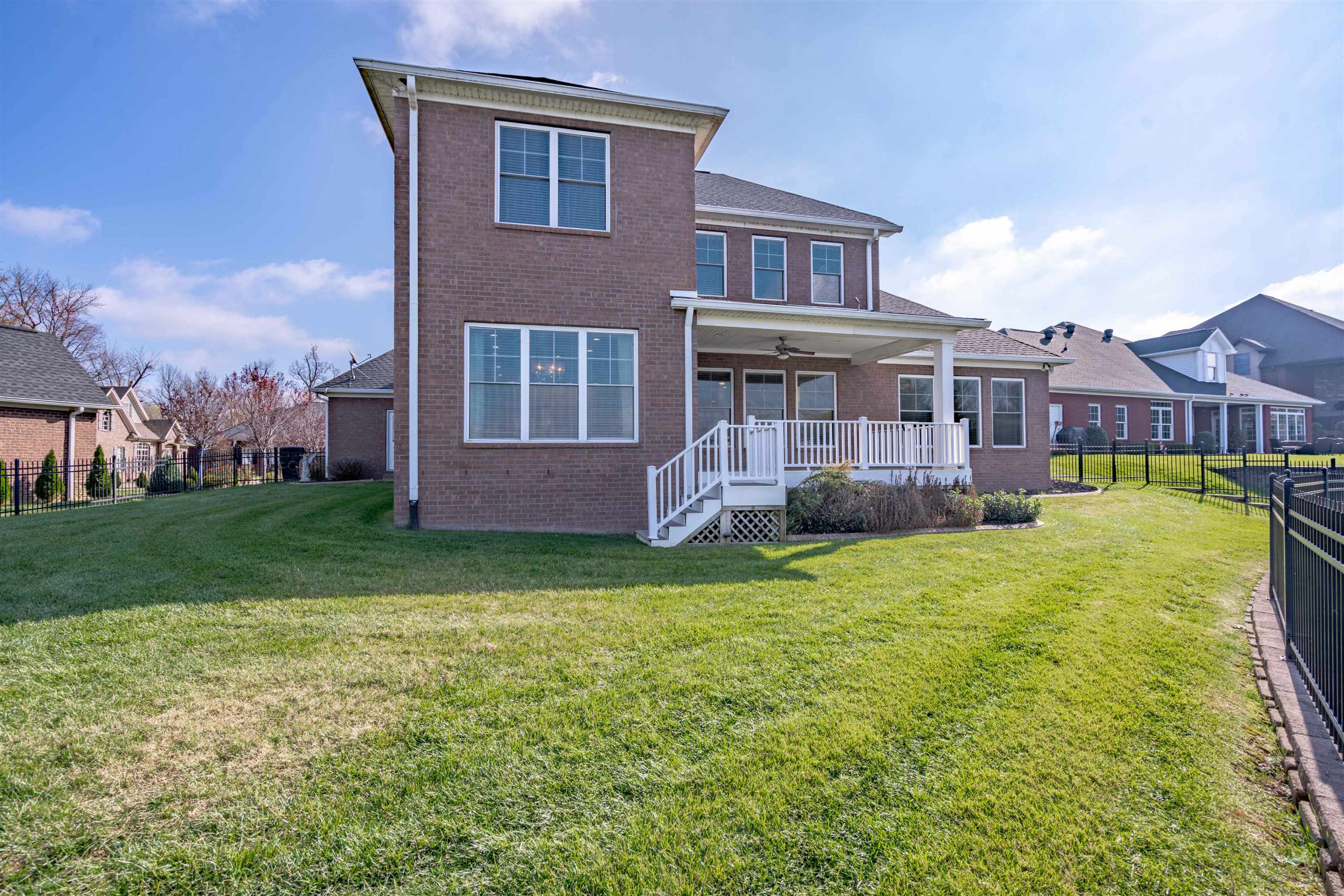 3152 Spring Ridge Parkway, Owensboro, Kentucky 42303, 4 Bedrooms Bedrooms, ,2 BathroomsBathrooms,Single Family Residence,For Sale,Spring Ridge Parkway,88504