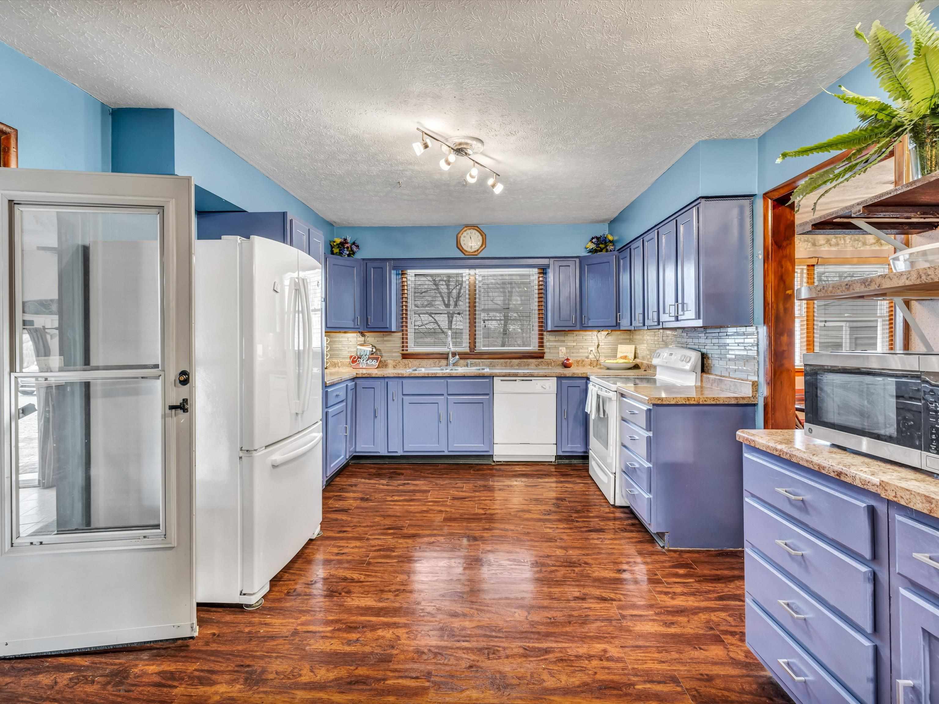 12930 Hwy 231, Utica, Kentucky 42376, 3 Bedrooms Bedrooms, ,2 BathroomsBathrooms,Single Family Residence,For Sale,Hwy 231,88509