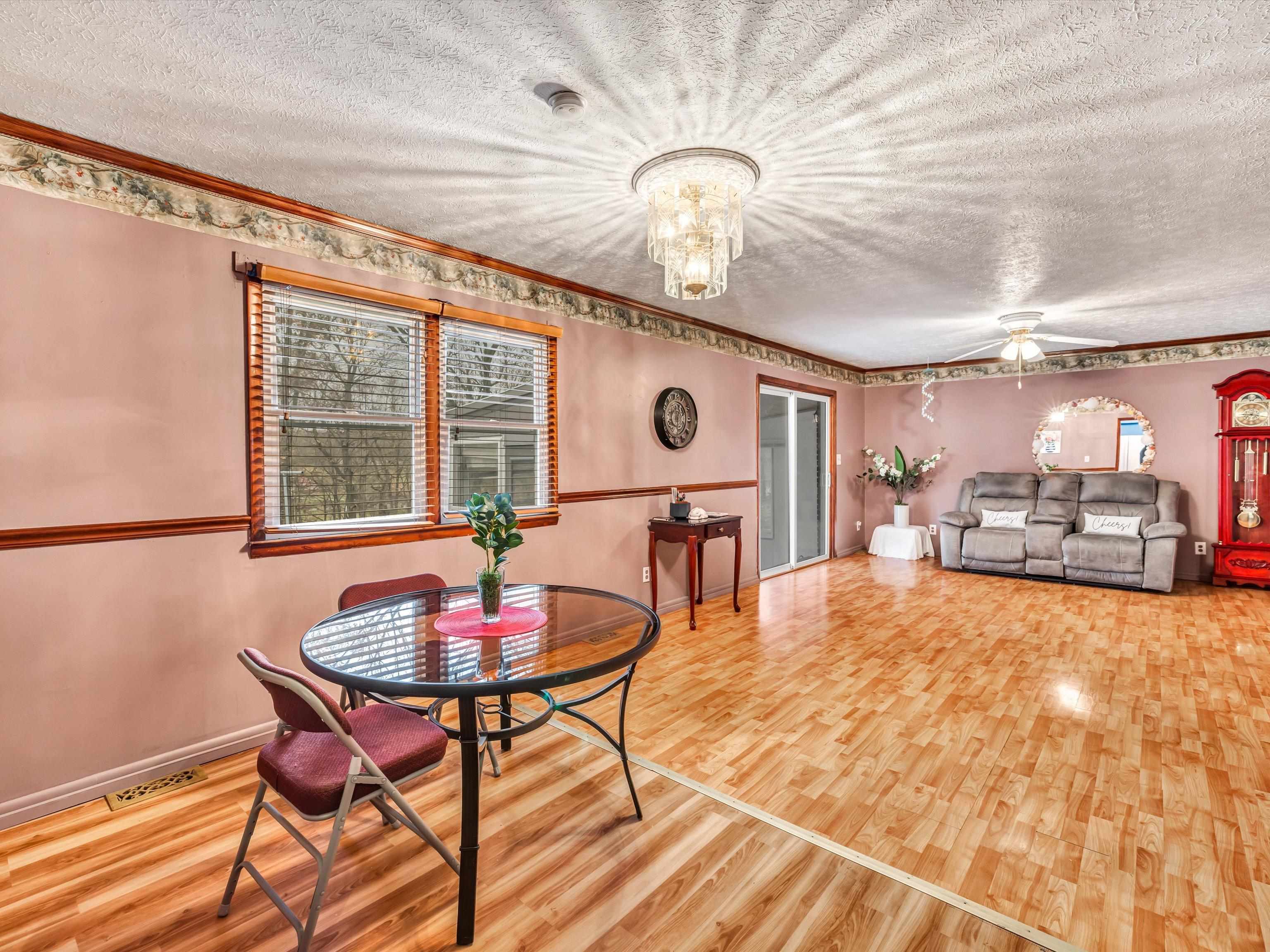 12930 Hwy 231, Utica, Kentucky 42376, 3 Bedrooms Bedrooms, ,2 BathroomsBathrooms,Single Family Residence,For Sale,Hwy 231,88509