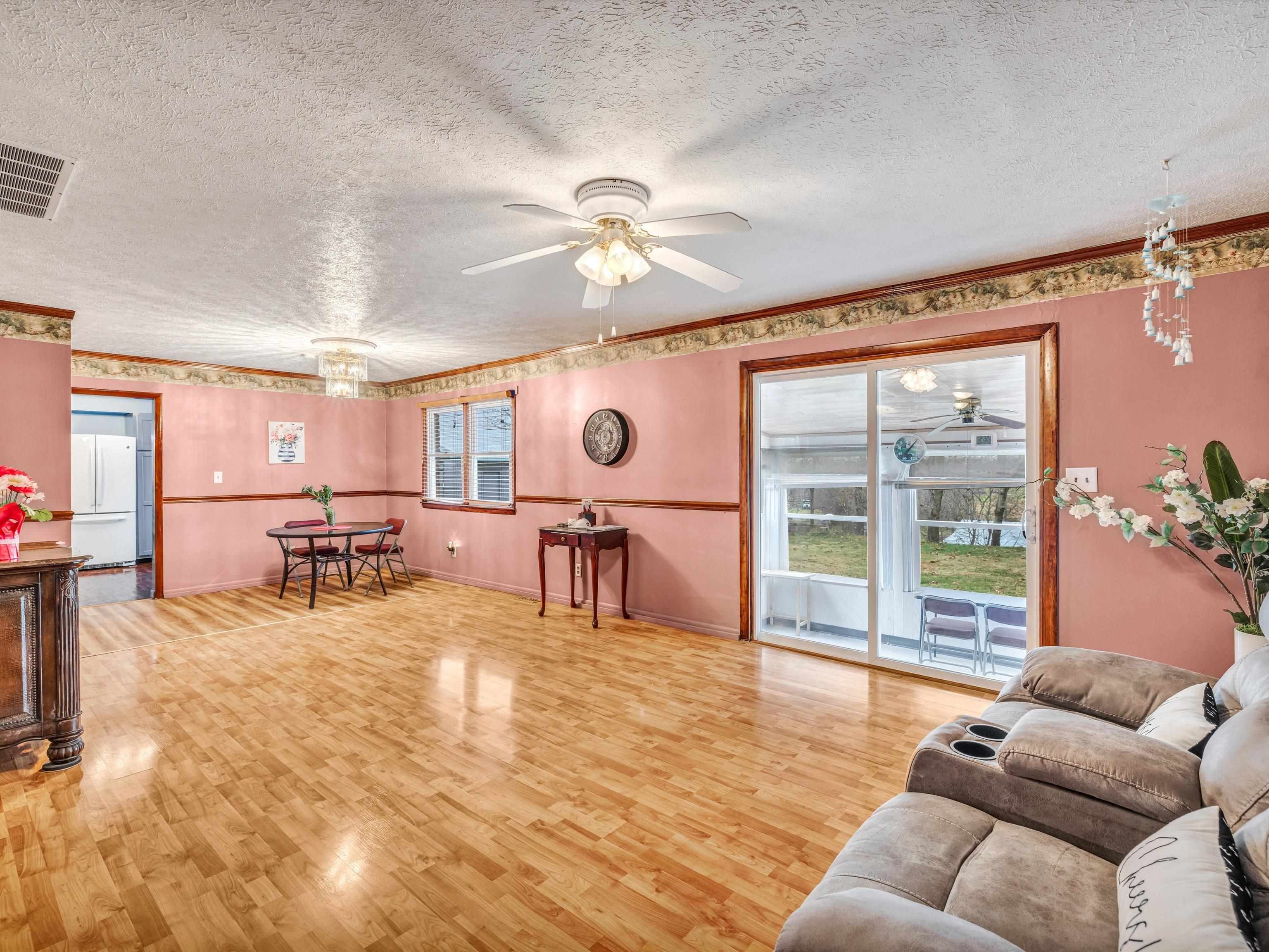 12930 Hwy 231, Utica, Kentucky 42376, 3 Bedrooms Bedrooms, ,2 BathroomsBathrooms,Single Family Residence,For Sale,Hwy 231,88509