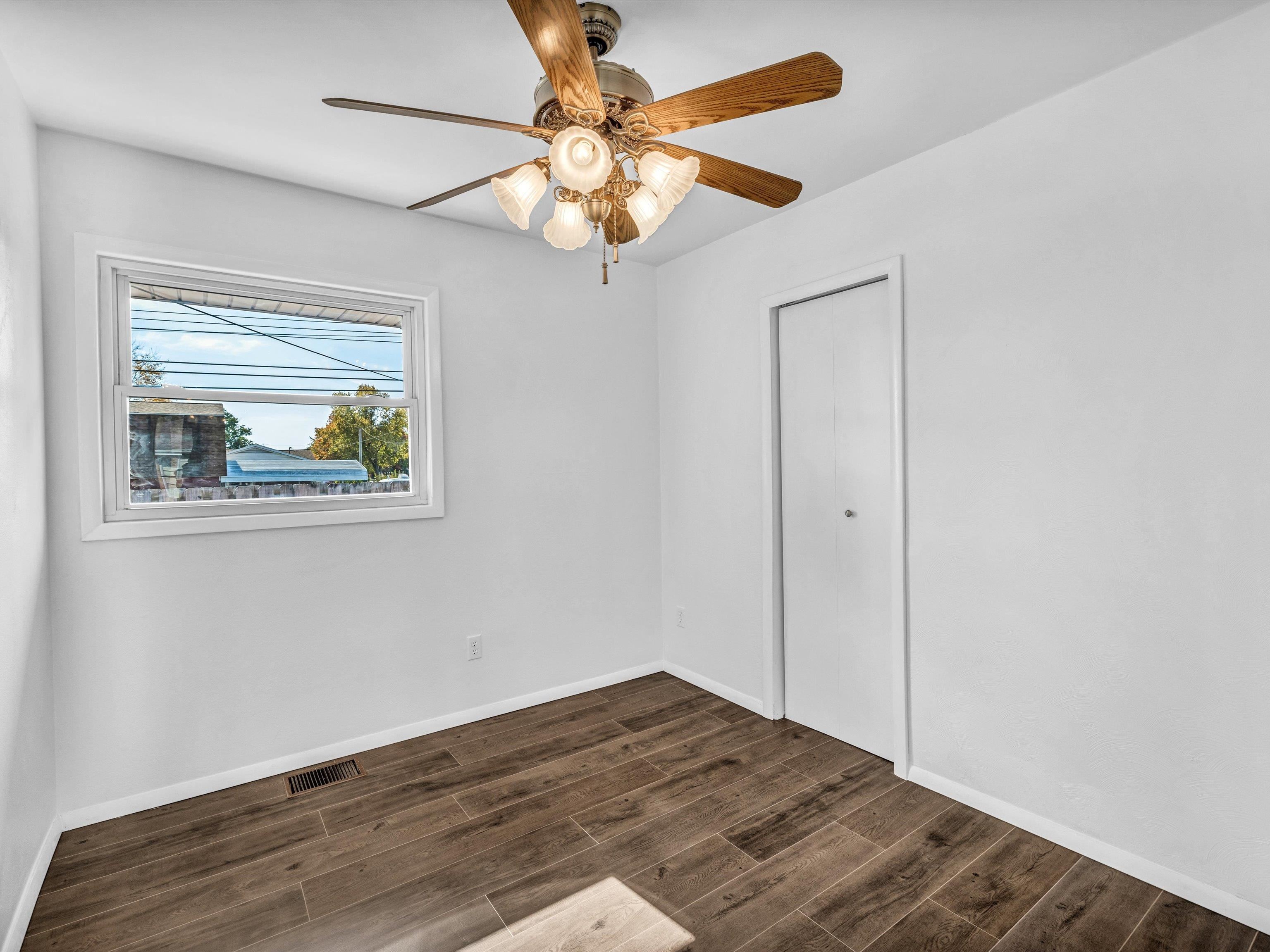 330 Byron Court, Owensboro, Kentucky 42303, 3 Bedrooms Bedrooms, ,1 BathroomBathrooms,Single Family Residence,For Sale,Byron Court,88512