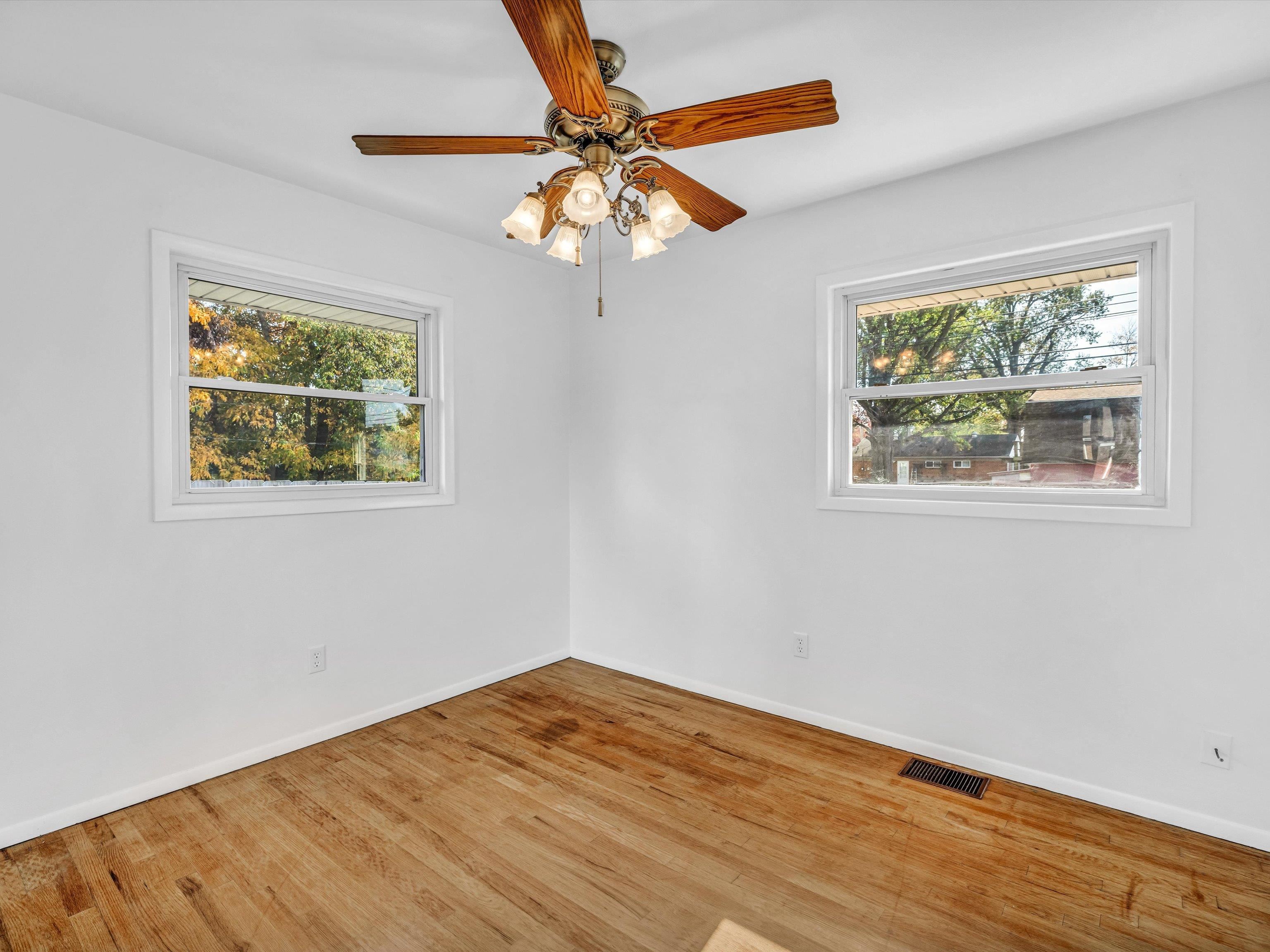 330 Byron Court, Owensboro, Kentucky 42303, 3 Bedrooms Bedrooms, ,1 BathroomBathrooms,Single Family Residence,For Sale,Byron Court,88512