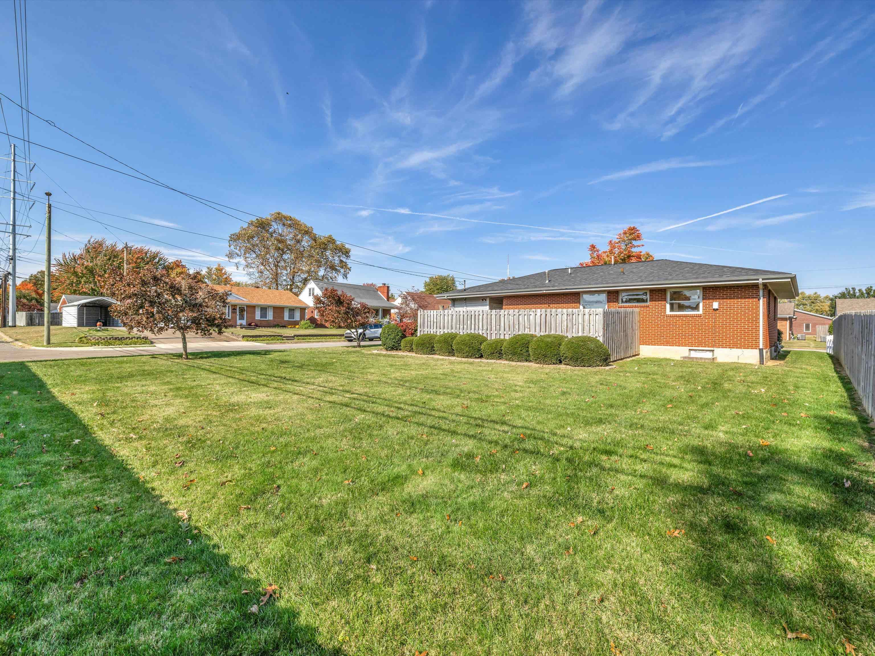 330 Byron Court, Owensboro, Kentucky 42303, 3 Bedrooms Bedrooms, ,1 BathroomBathrooms,Single Family Residence,For Sale,Byron Court,88512