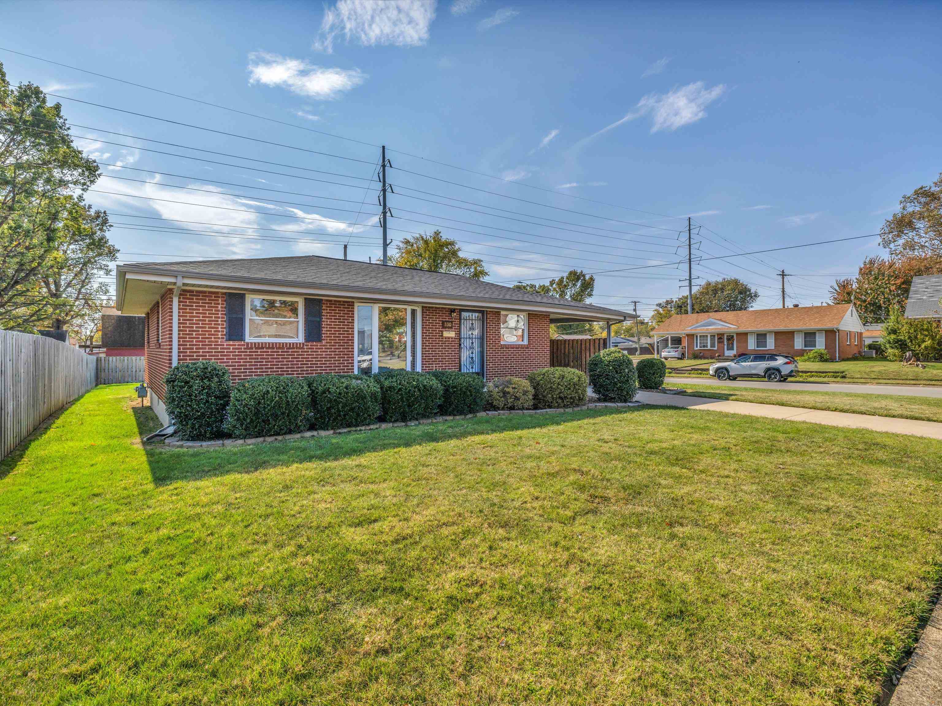 330 Byron Court, Owensboro, Kentucky 42303, 3 Bedrooms Bedrooms, ,1 BathroomBathrooms,Single Family Residence,For Sale,Byron Court,88512