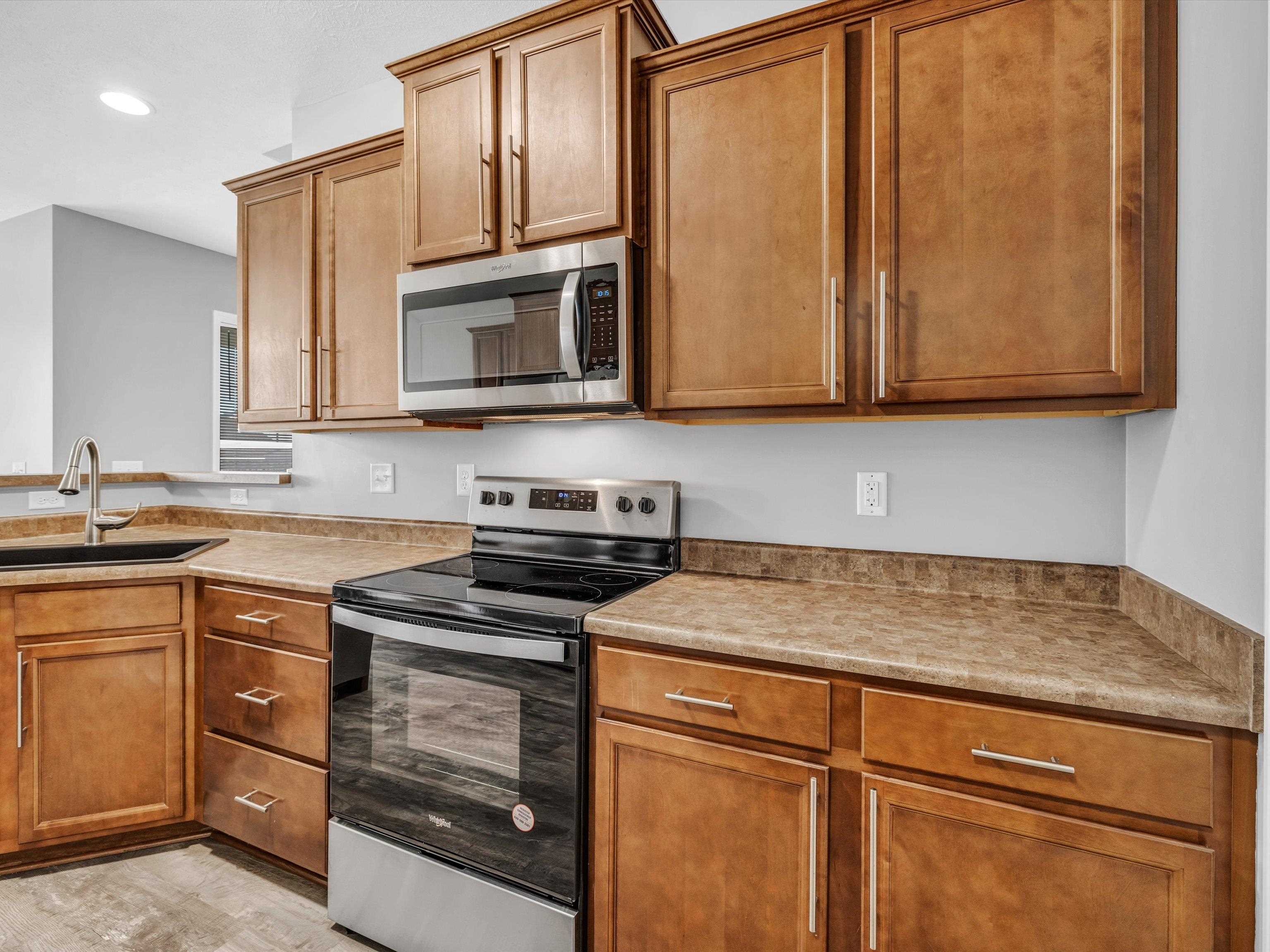 6205 Brookstone Place, Utica, Kentucky 42376, 3 Bedrooms Bedrooms, ,2 BathroomsBathrooms,Single Family Residence,For Sale,Brookstone Place,88513
