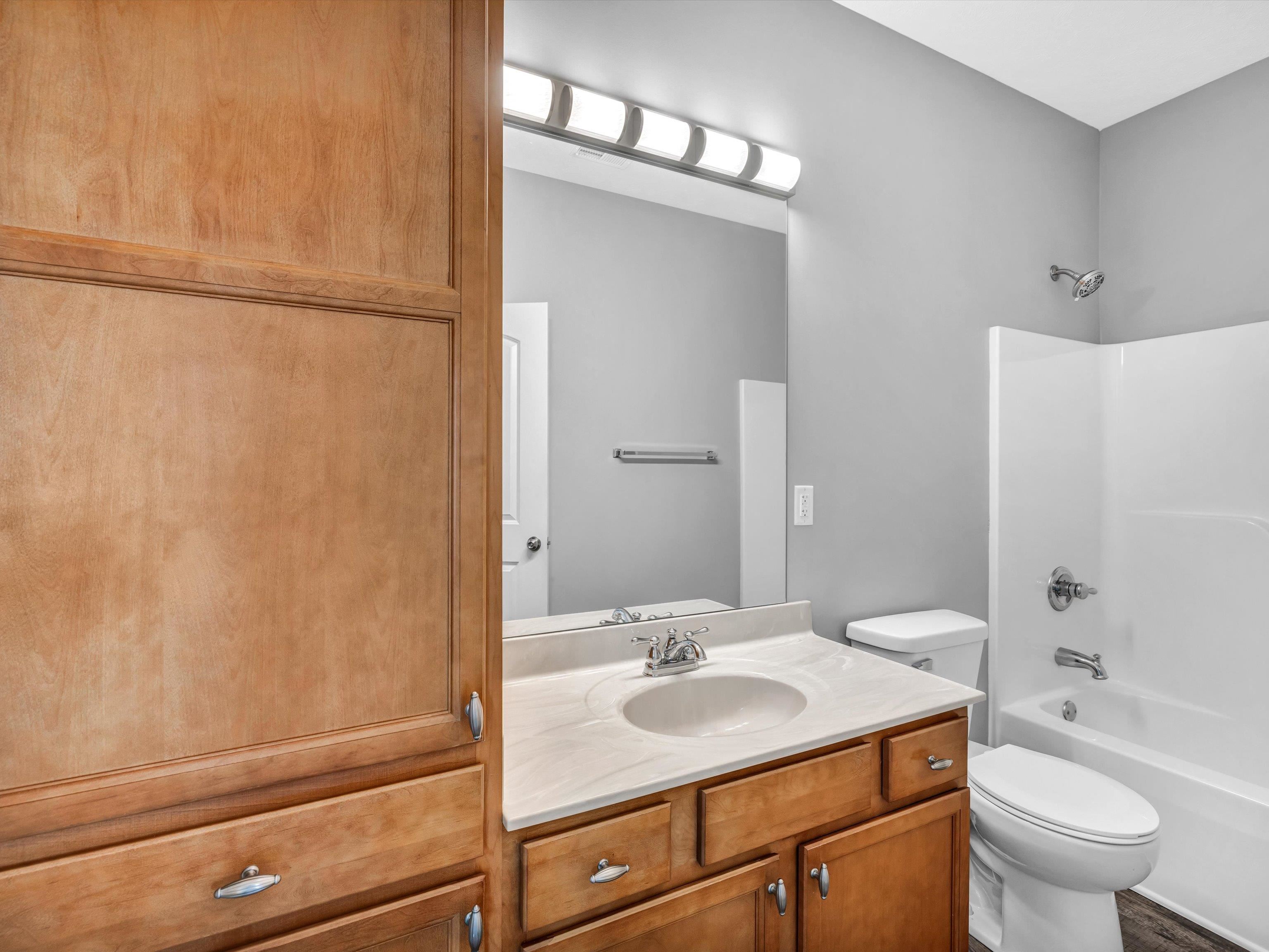 6205 Brookstone Place, Utica, Kentucky 42376, 3 Bedrooms Bedrooms, ,2 BathroomsBathrooms,Single Family Residence,For Sale,Brookstone Place,88513