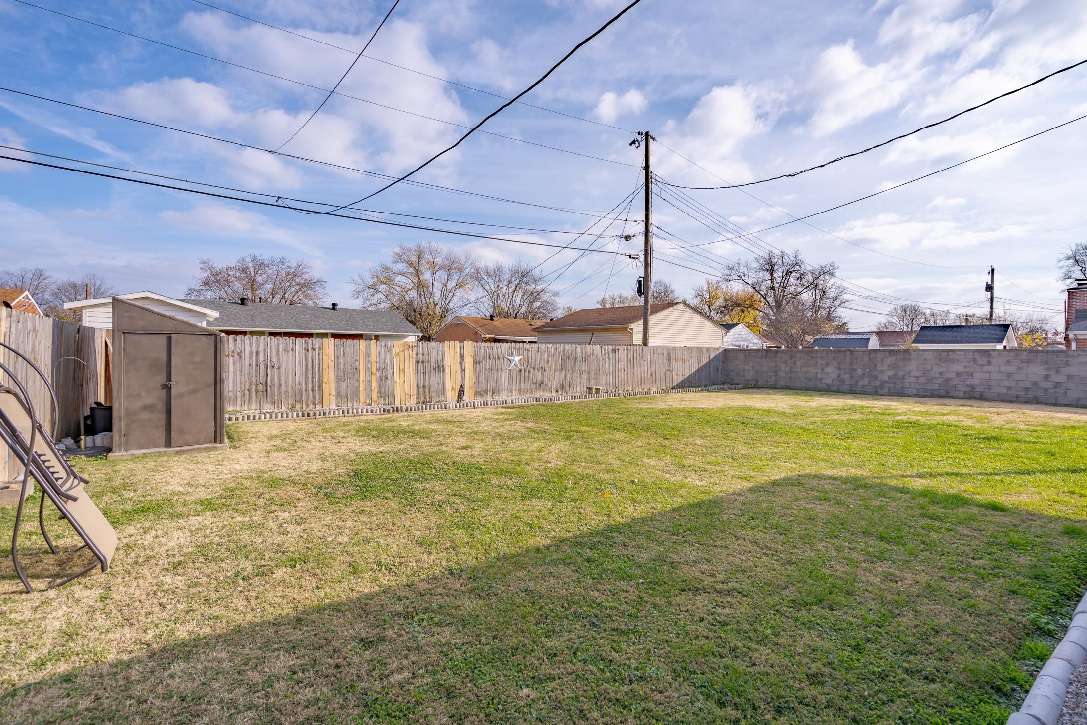 2837 Christie Place, Owensboro, Kentucky 42301, 3 Bedrooms Bedrooms, ,2 BathroomsBathrooms,Single Family Residence,For Sale,Christie Place,88515