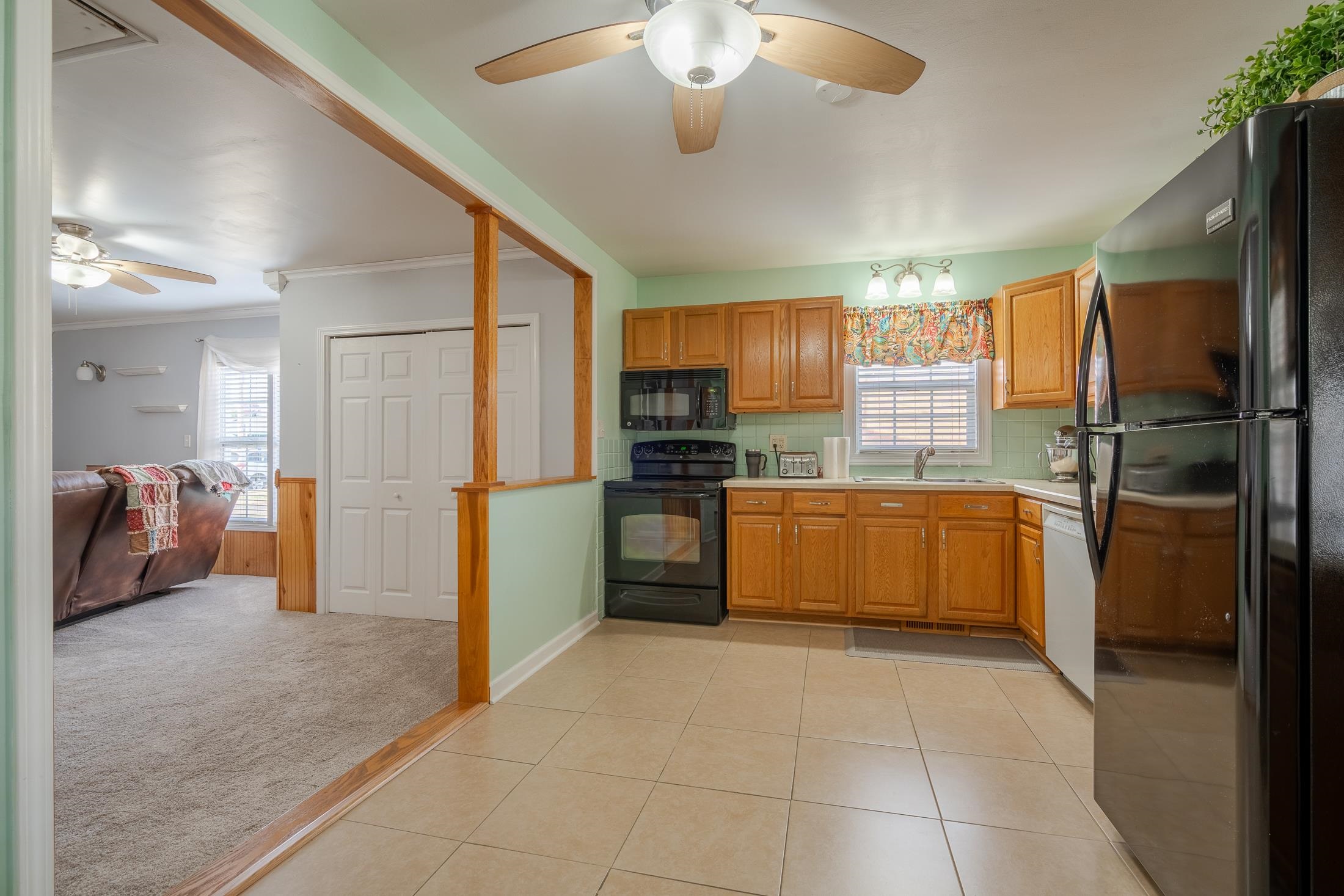 2837 Christie Place, Owensboro, Kentucky 42301, 3 Bedrooms Bedrooms, ,2 BathroomsBathrooms,Single Family Residence,For Sale,Christie Place,88515