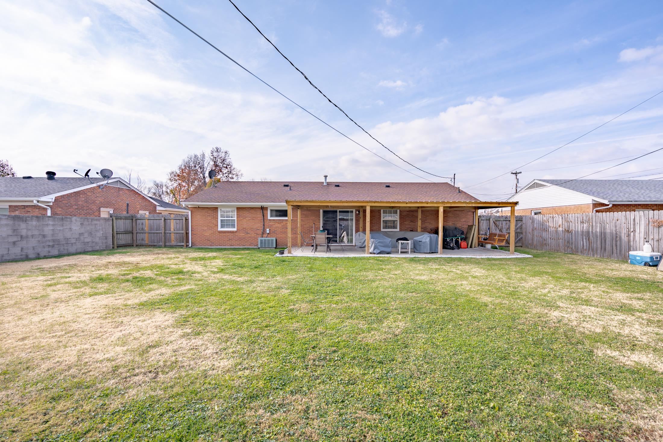 2837 Christie Place, Owensboro, Kentucky 42301, 3 Bedrooms Bedrooms, ,2 BathroomsBathrooms,Single Family Residence,For Sale,Christie Place,88515