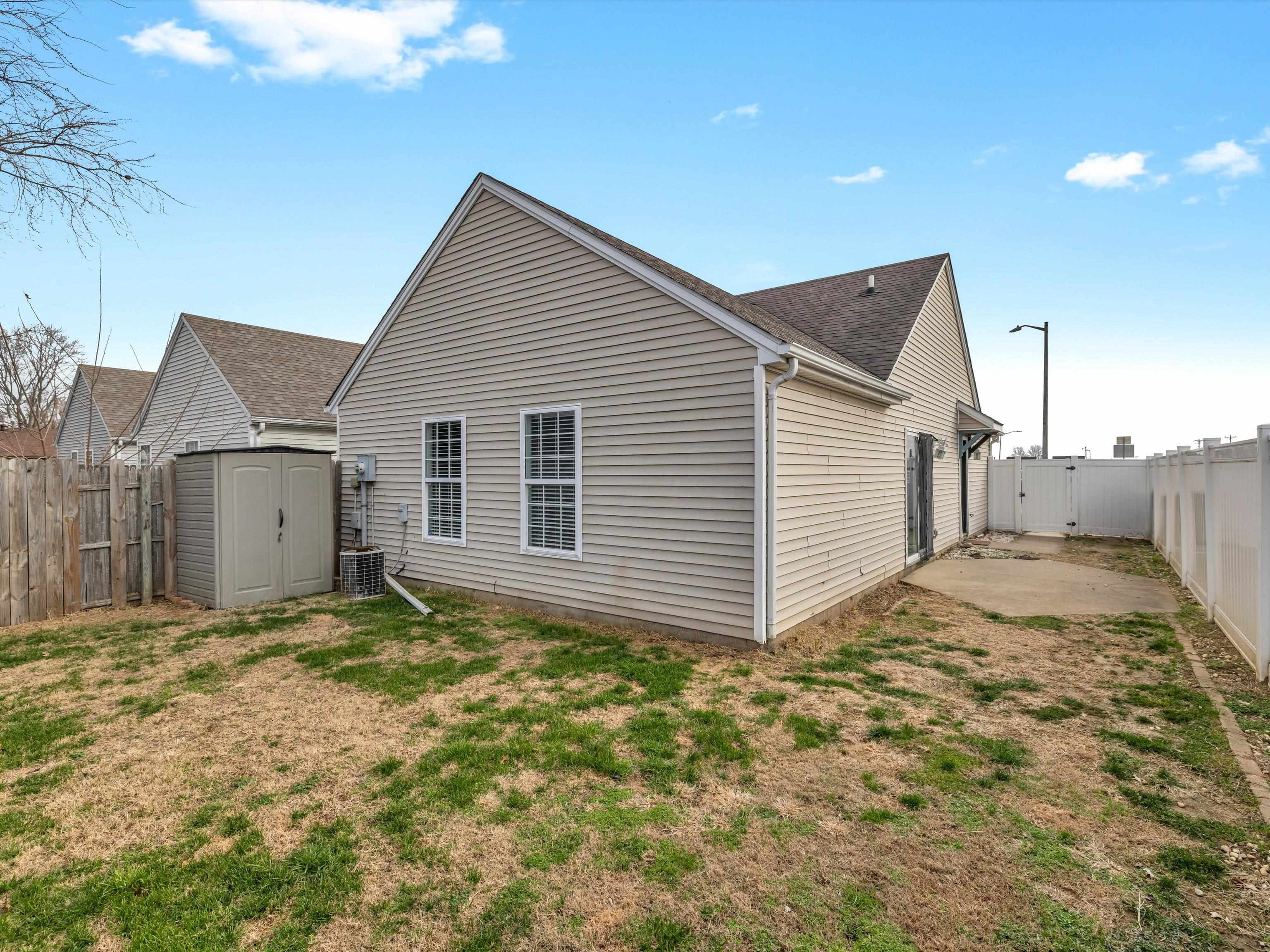2533 Southtown Boulevard, Owensboro, Kentucky 42301, 2 Bedrooms Bedrooms, ,2 BathroomsBathrooms,Townhouse,For Sale,Southtown Boulevard,88519