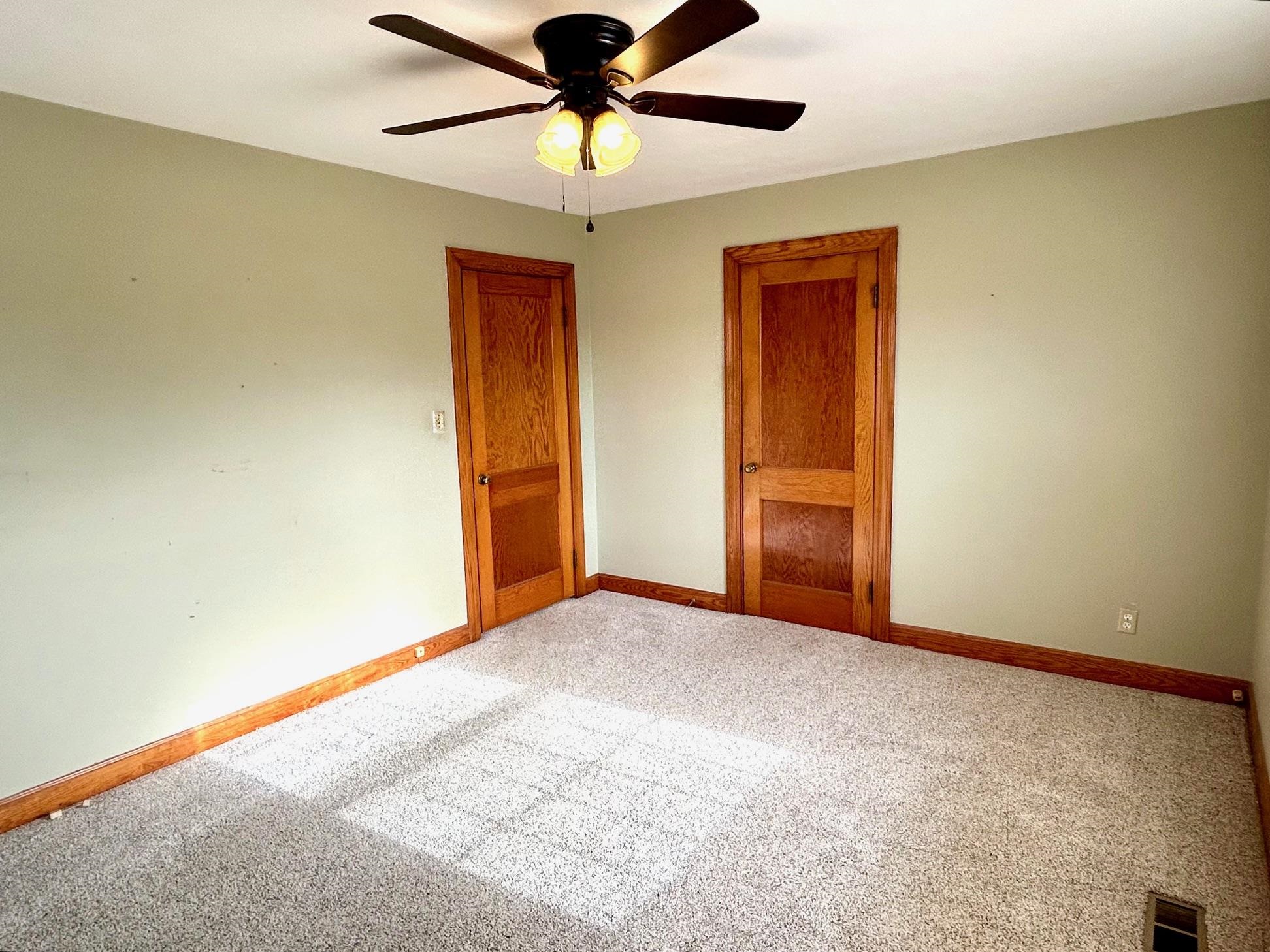 1727 Hill Ave, Owensboro, Kentucky 42301, 4 Bedrooms Bedrooms, ,2 BathroomsBathrooms,Single Family Residence,For Sale,Hill Ave,88522