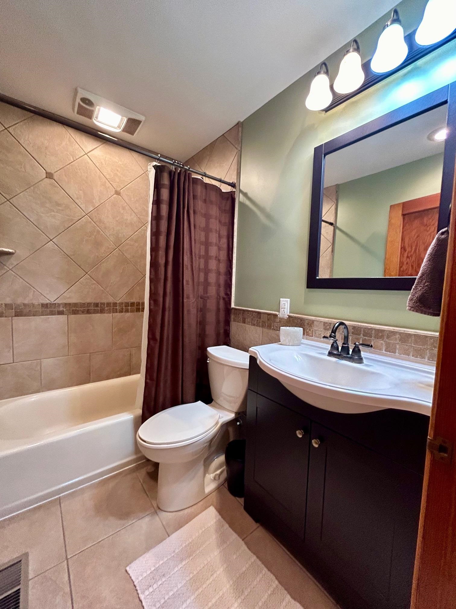 1727 Hill Ave, Owensboro, Kentucky 42301, 4 Bedrooms Bedrooms, ,2 BathroomsBathrooms,Single Family Residence,For Sale,Hill Ave,88522