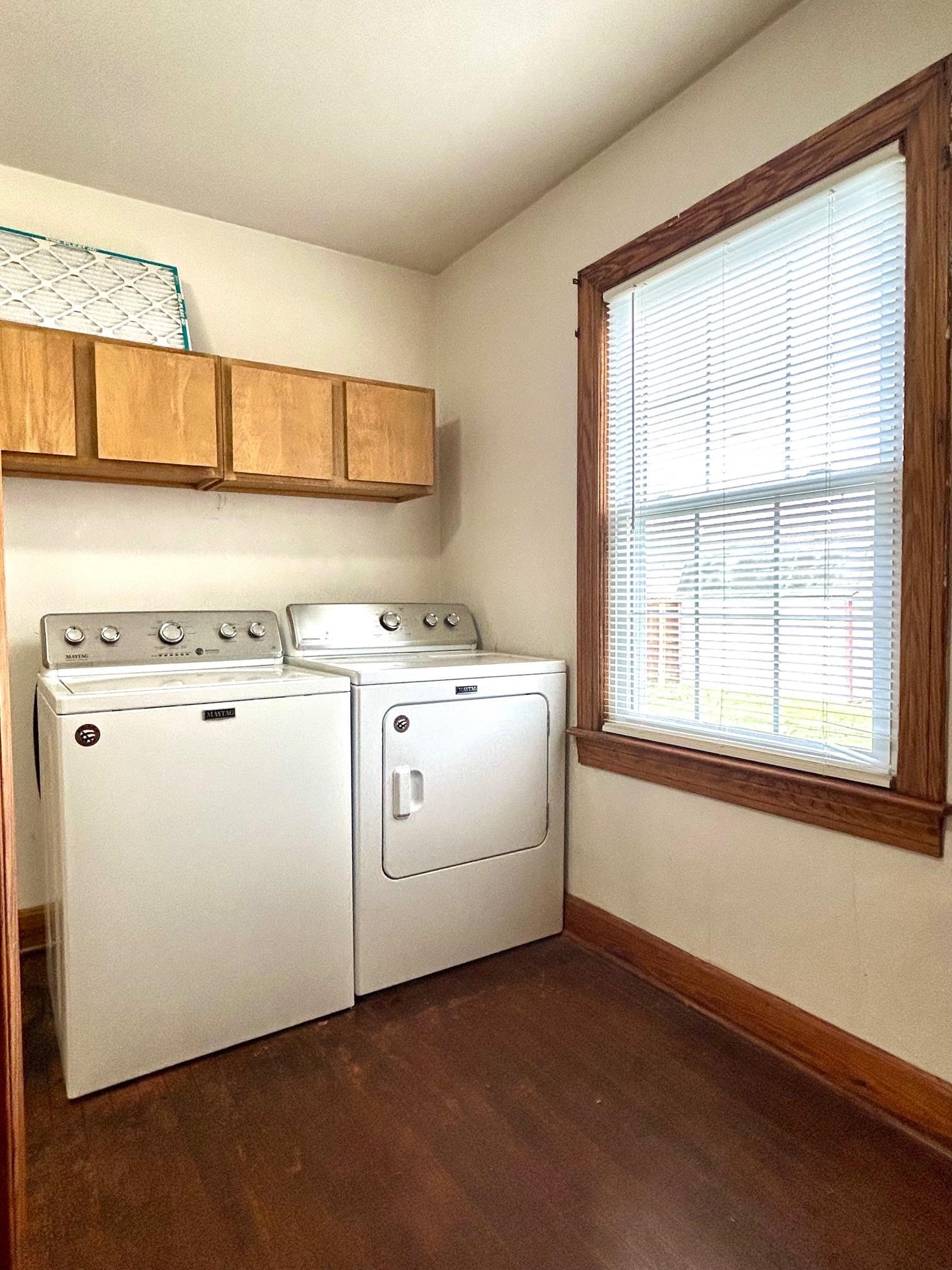 1727 Hill Ave, Owensboro, Kentucky 42301, 4 Bedrooms Bedrooms, ,2 BathroomsBathrooms,Single Family Residence,For Sale,Hill Ave,88522