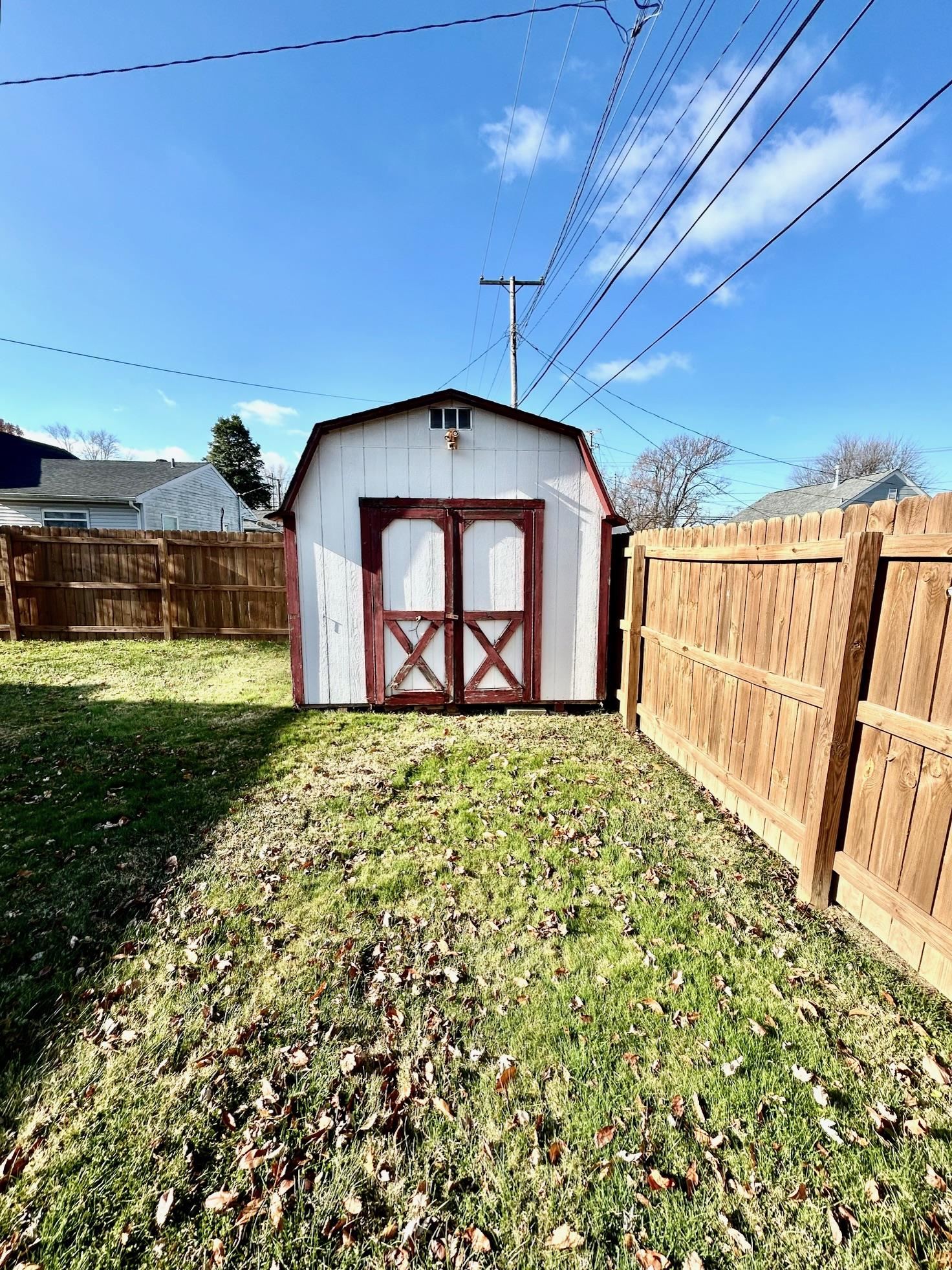 1727 Hill Ave, Owensboro, Kentucky 42301, 4 Bedrooms Bedrooms, ,2 BathroomsBathrooms,Single Family Residence,For Sale,Hill Ave,88522