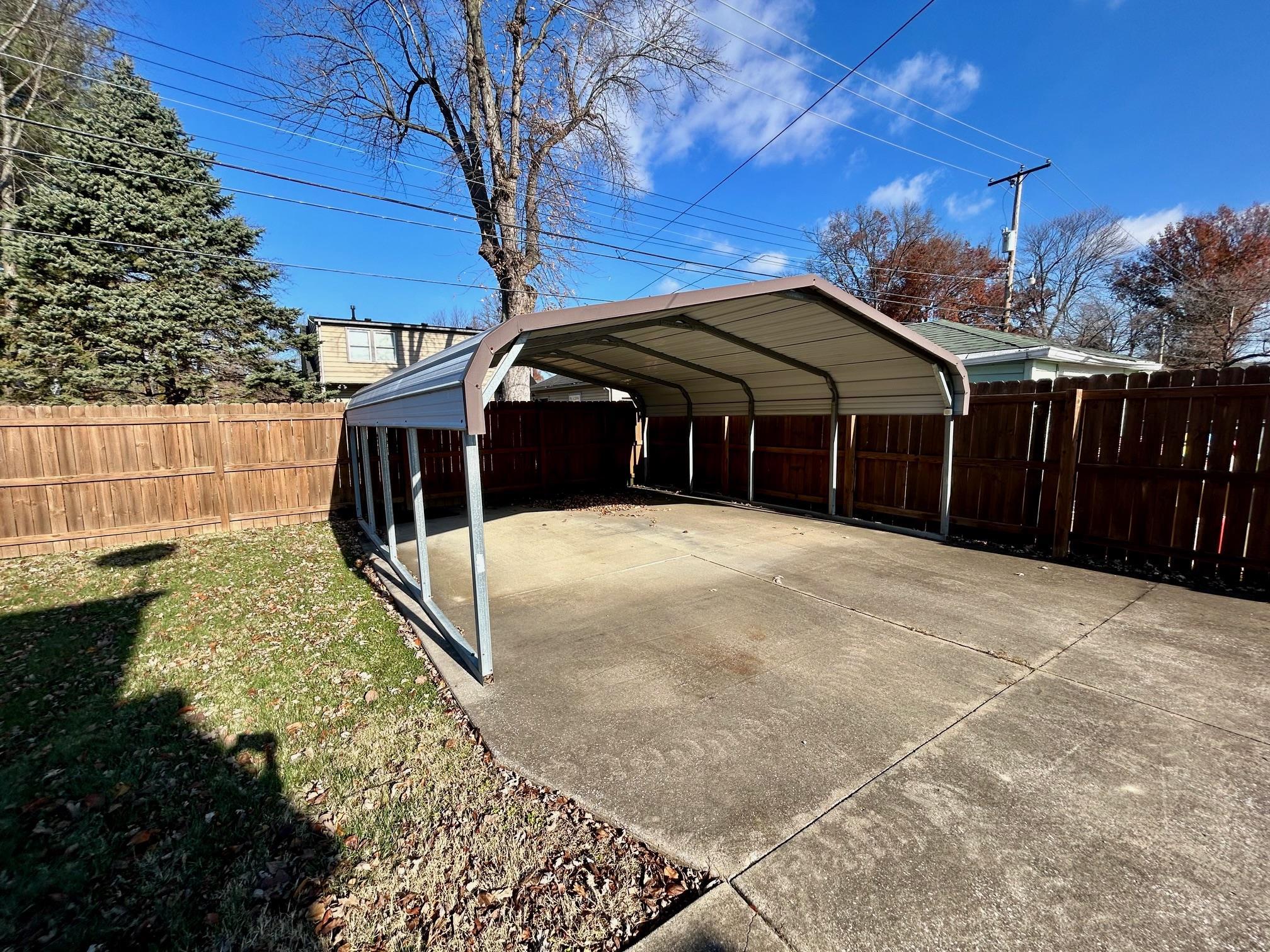 1727 Hill Ave, Owensboro, Kentucky 42301, 4 Bedrooms Bedrooms, ,2 BathroomsBathrooms,Single Family Residence,For Sale,Hill Ave,88522