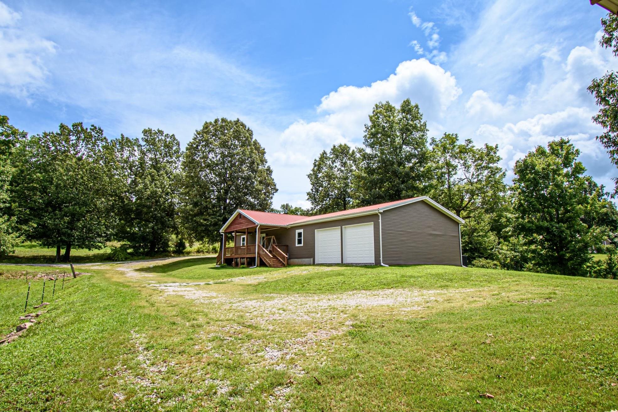 265 Bradley Sisk Road, Madisonville, Kentucky 42431, 3 Bedrooms Bedrooms, ,2 BathroomsBathrooms,Single Family Residence,For Sale,Bradley Sisk Road,88523