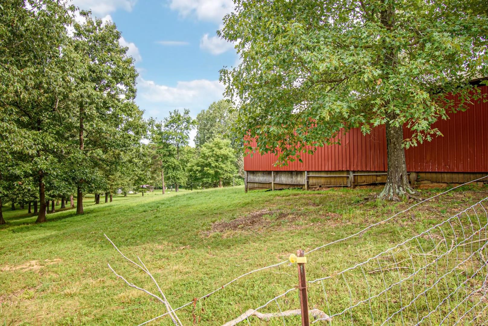 265 Bradley Sisk Road, Madisonville, Kentucky 42431, 3 Bedrooms Bedrooms, ,2 BathroomsBathrooms,Single Family Residence,For Sale,Bradley Sisk Road,88523