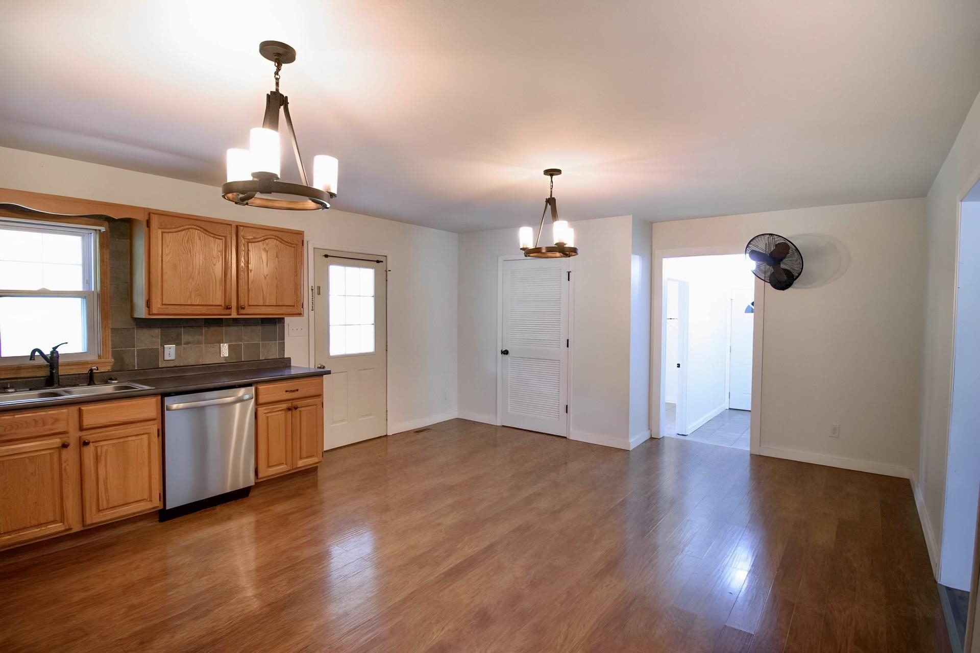 265 Bradley Sisk Road, Madisonville, Kentucky 42431, 3 Bedrooms Bedrooms, ,2 BathroomsBathrooms,Single Family Residence,For Sale,Bradley Sisk Road,88523