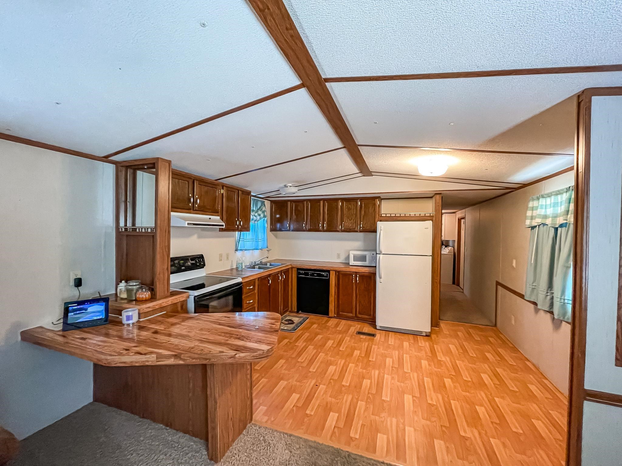333 Cary Road, Greenville, Kentucky 42345, 3 Bedrooms Bedrooms, ,2 BathroomsBathrooms,Single Family Residence,For Sale,Cary Road,88524