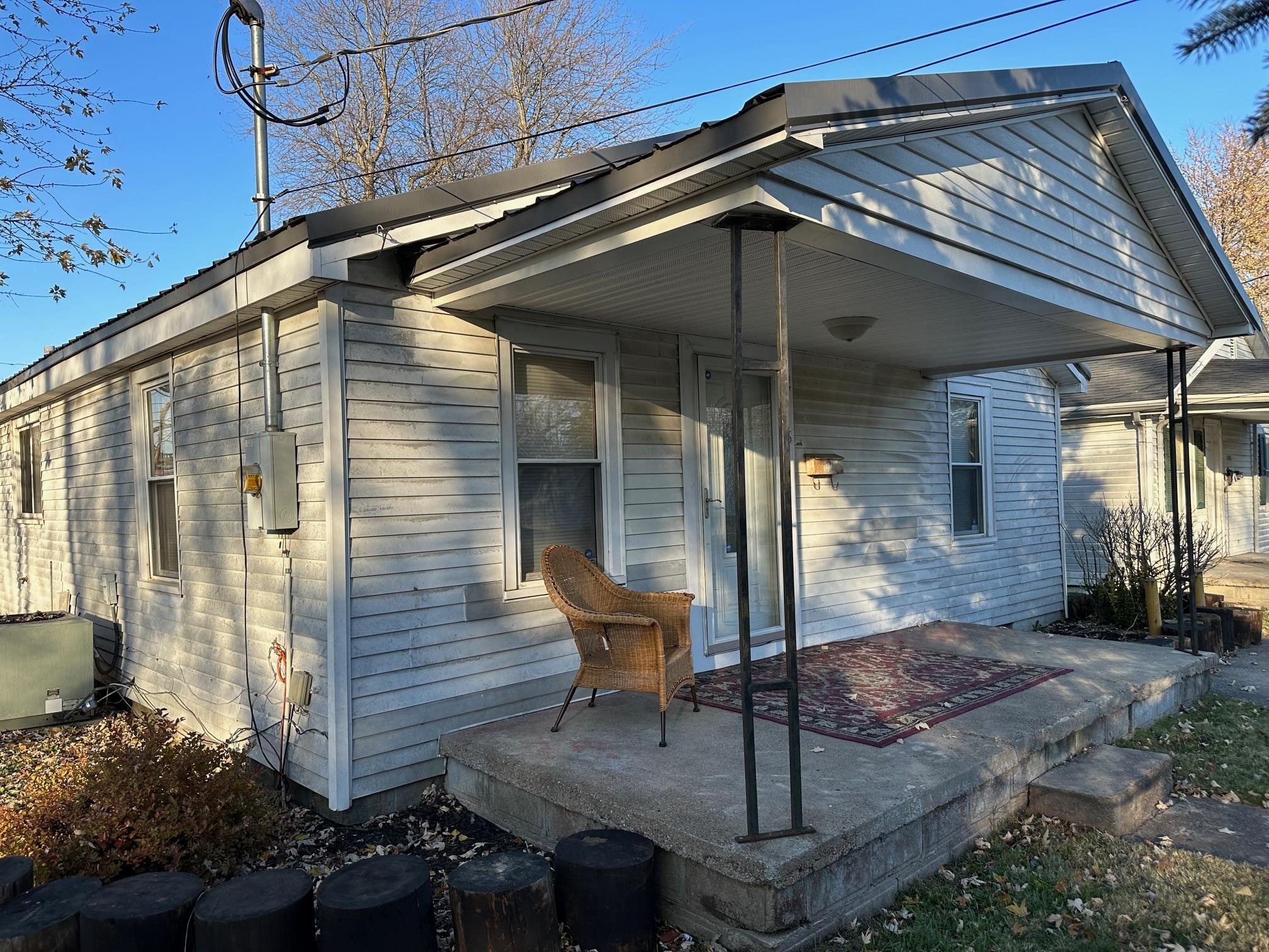 2113 6th Street, Owens, Kentucky 42301, 2 Bedrooms Bedrooms, ,1 BathroomBathrooms,Single Family Residence,For Sale,6th Street,88528