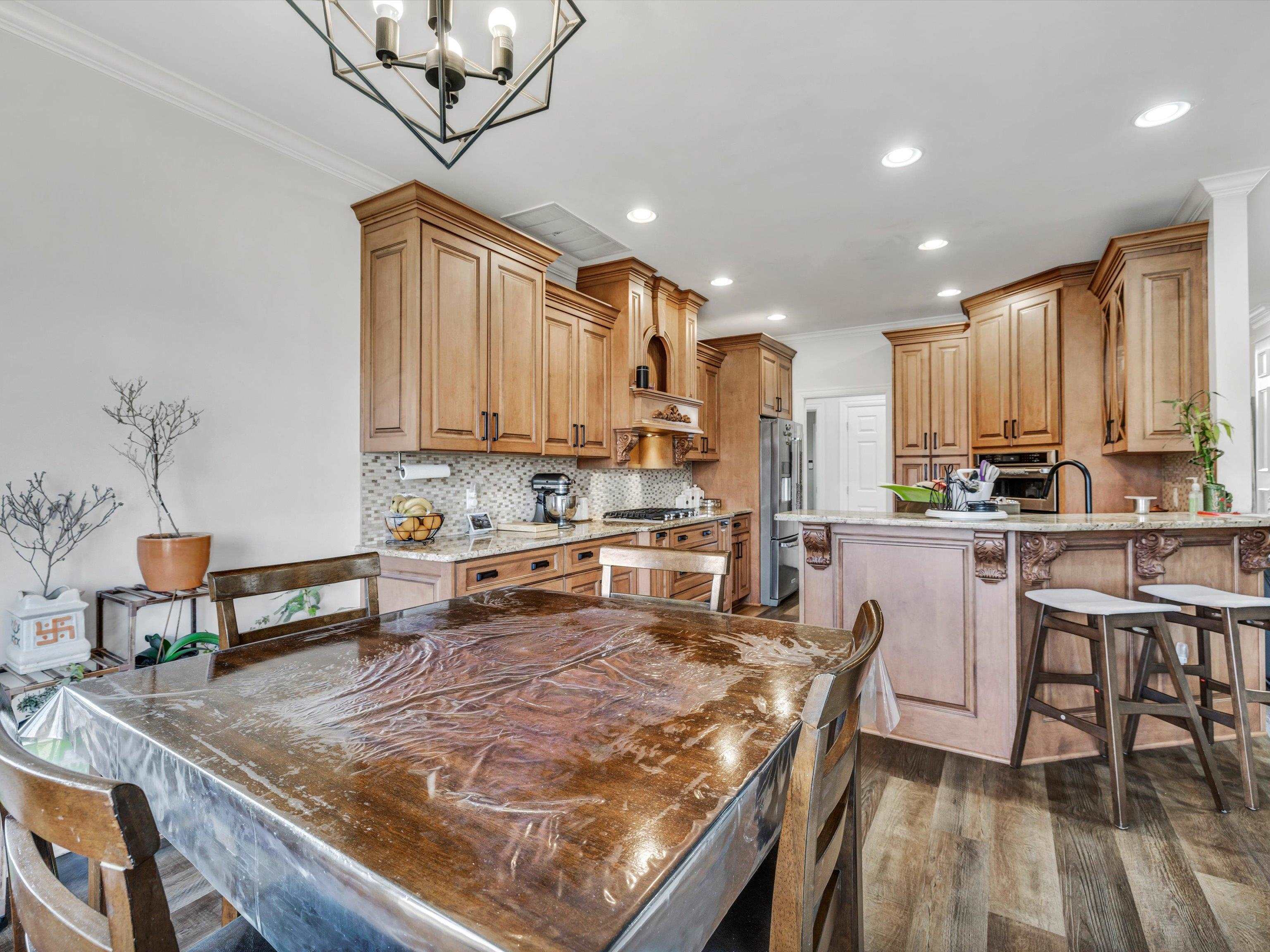 4549 Oakhurst Bend, Owensboro, Kentucky 42303, 4 Bedrooms Bedrooms, ,3 BathroomsBathrooms,Single Family Residence,For Sale,Oakhurst Bend,88529