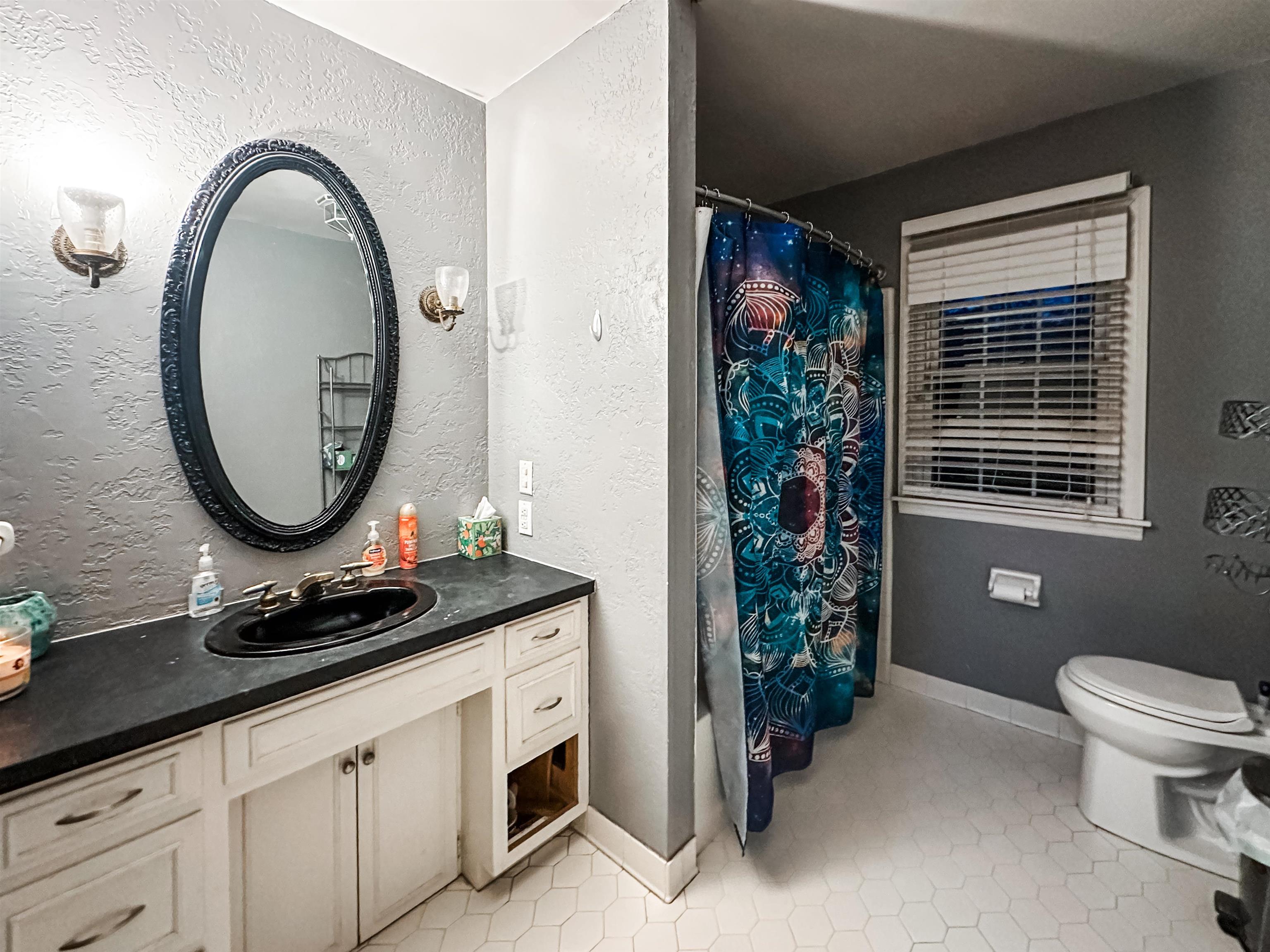 1121 Woodmere Ln, Owensboro, Kentucky 42303, 5 Bedrooms Bedrooms, ,2 BathroomsBathrooms,Single Family Residence,For Sale,Woodmere Ln,88531
